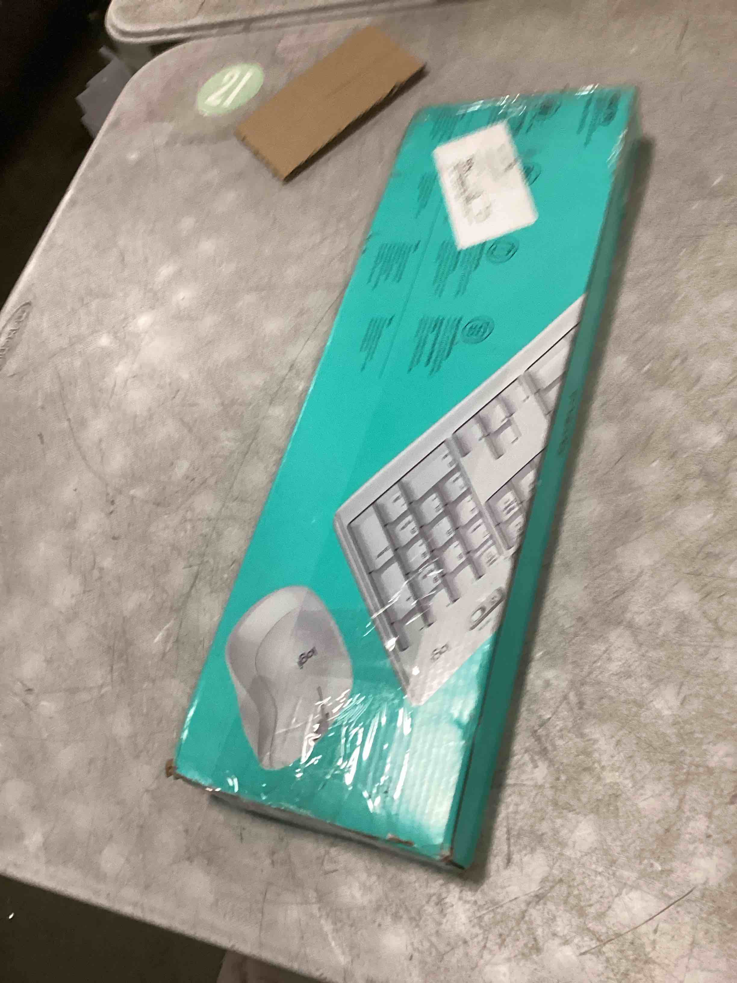 https://s3.amazonaws.com/lotting-images-prod/bidfta/TEA2163643_1743173575410.jpeg