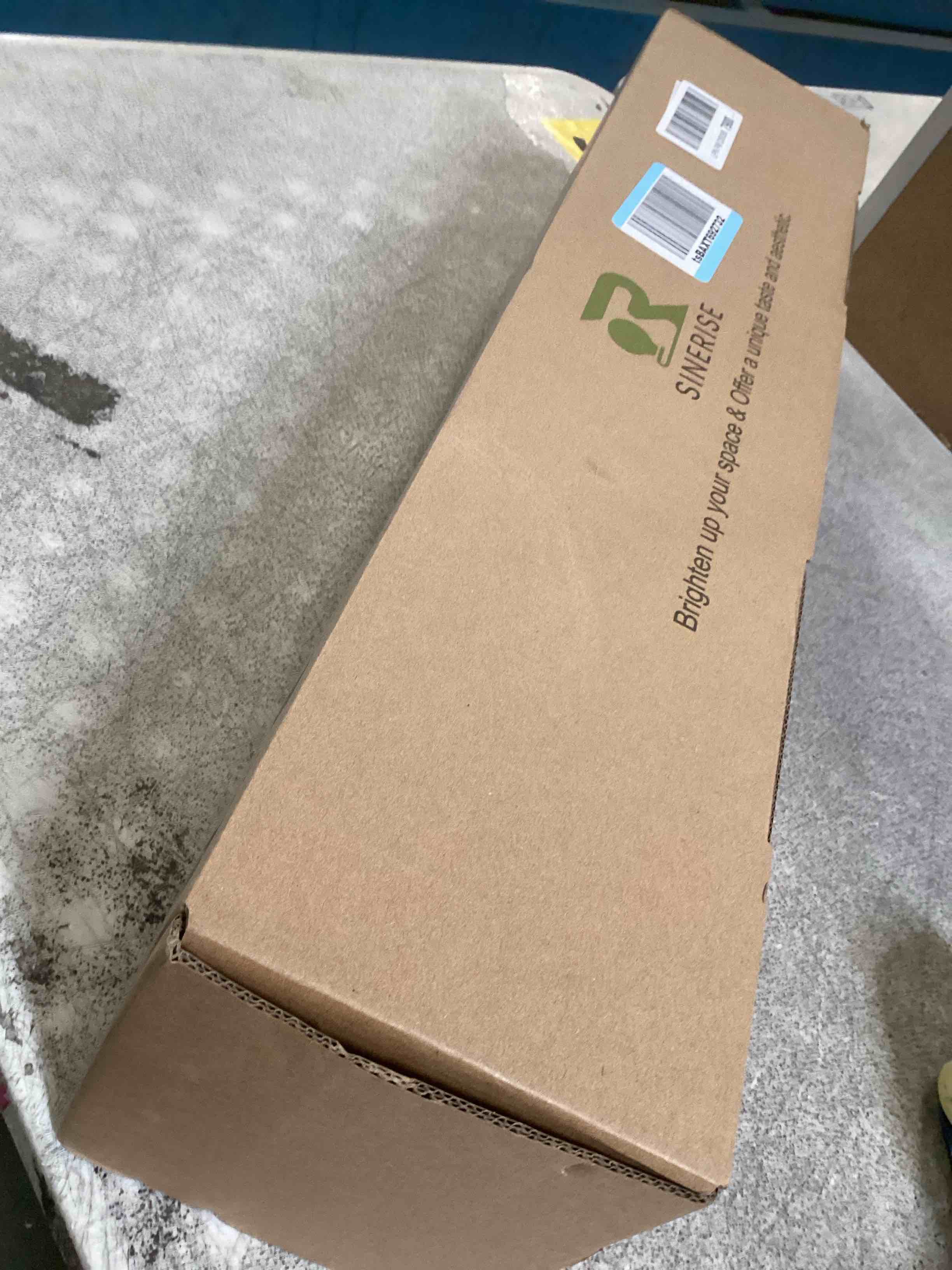 https://s3.amazonaws.com/lotting-images-prod/bidfta/TEA2165785_1743178444181.jpeg