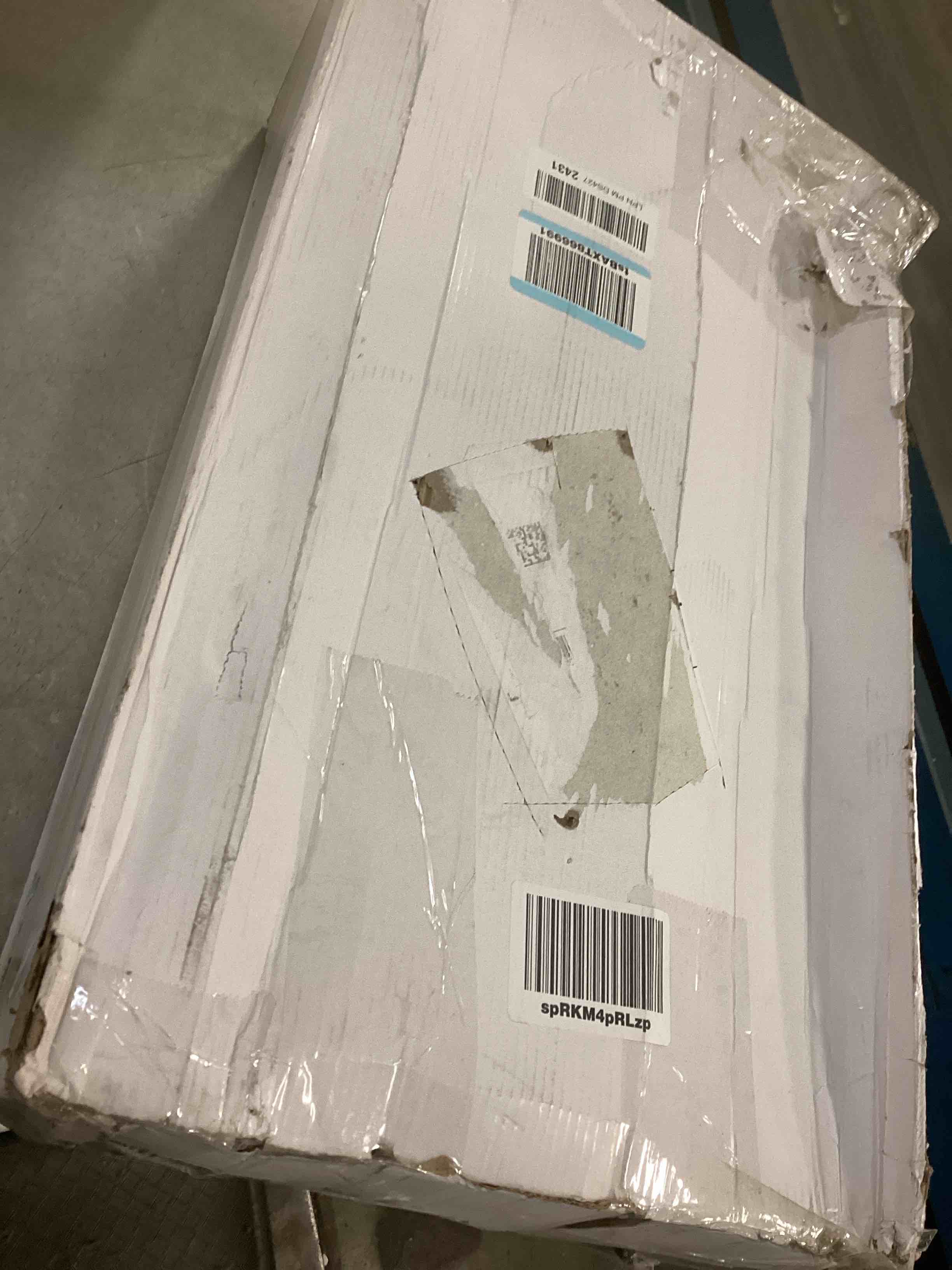 https://s3.amazonaws.com/lotting-images-prod/bidfta/TEA2166057_1743443337129.jpeg