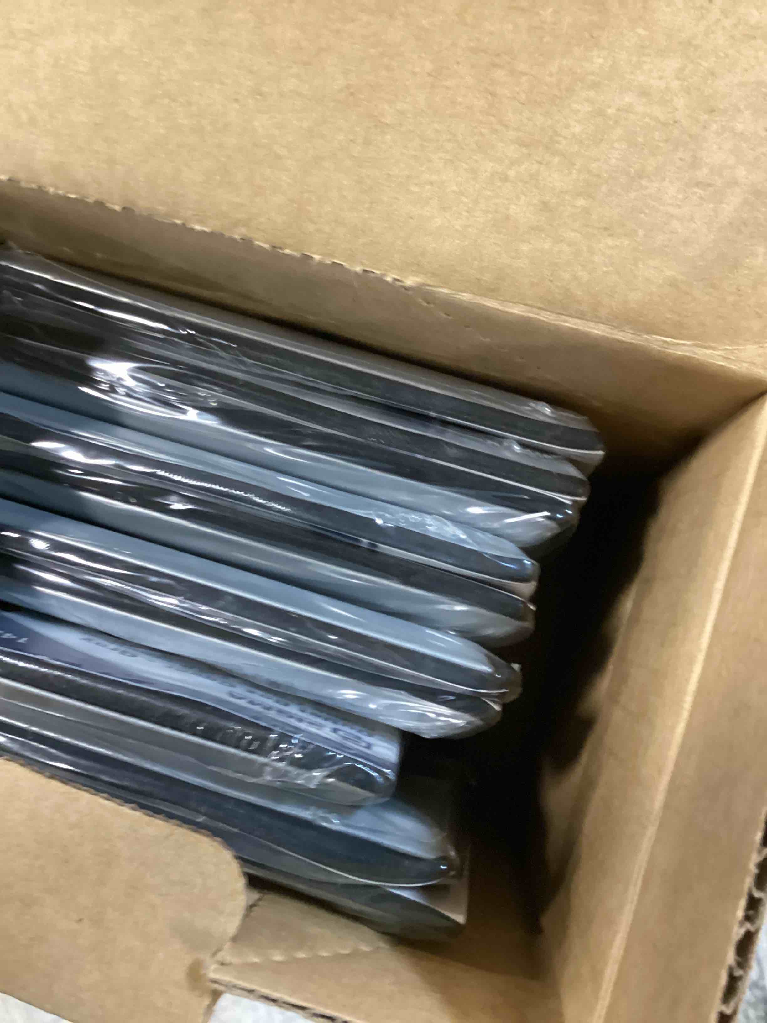 https://s3.amazonaws.com/lotting-images-prod/bidfta/TEA2166155_1743511020705.jpeg