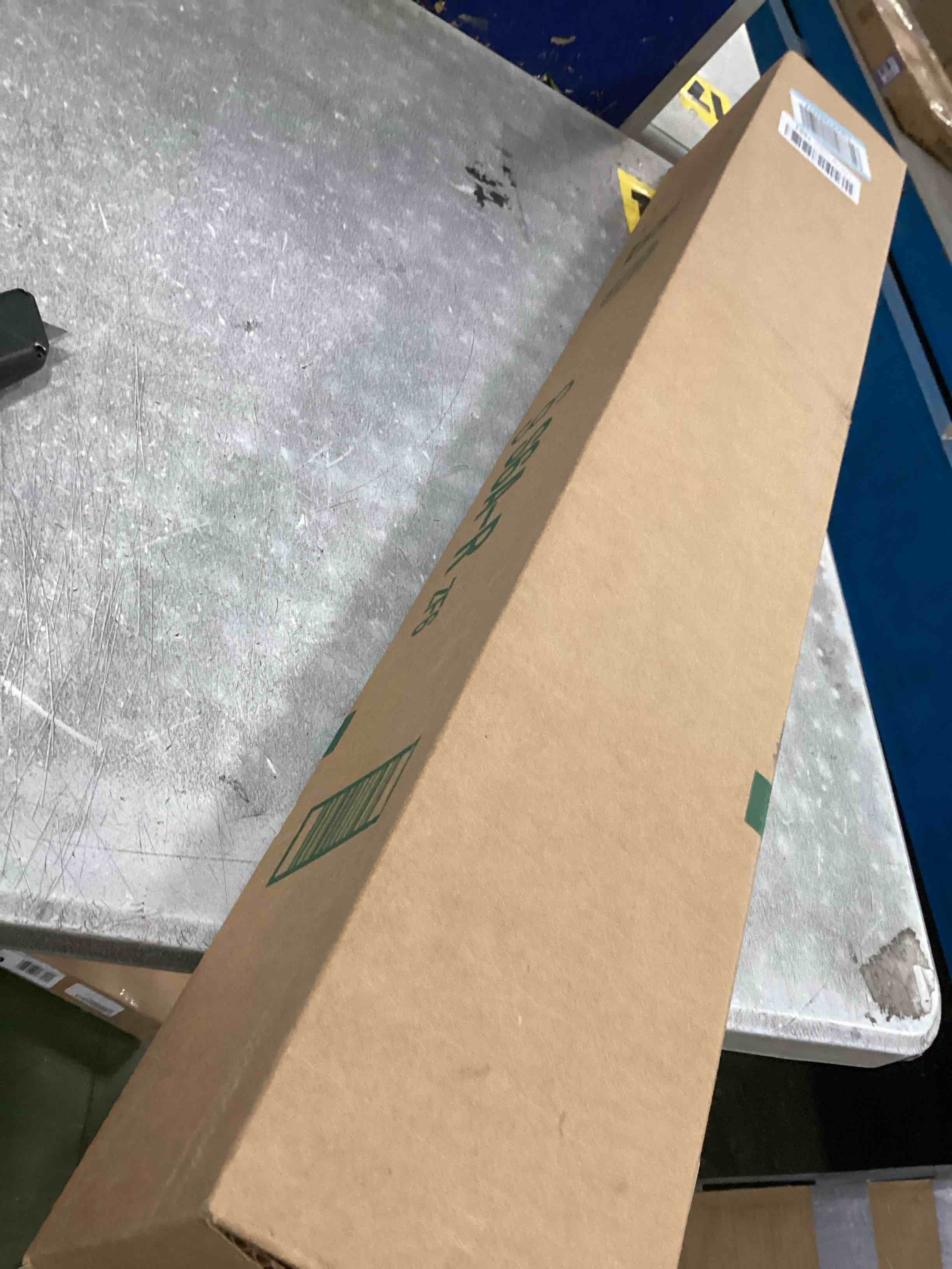 https://s3.amazonaws.com/lotting-images-prod/bidfta/TEA2166402_1743685062906.jpeg