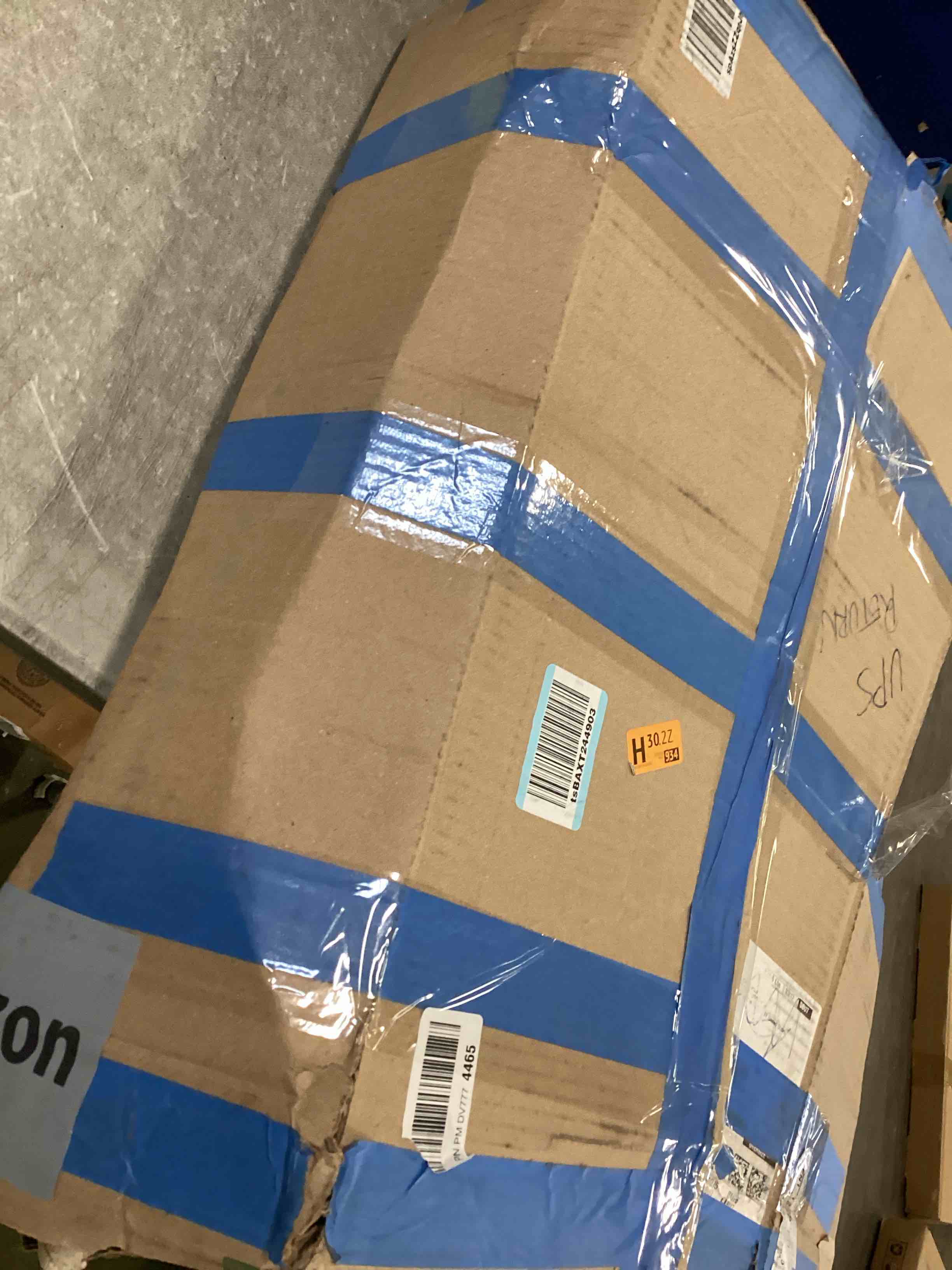 https://s3.amazonaws.com/lotting-images-prod/bidfta/TEA2166569_1743705460192.jpeg
