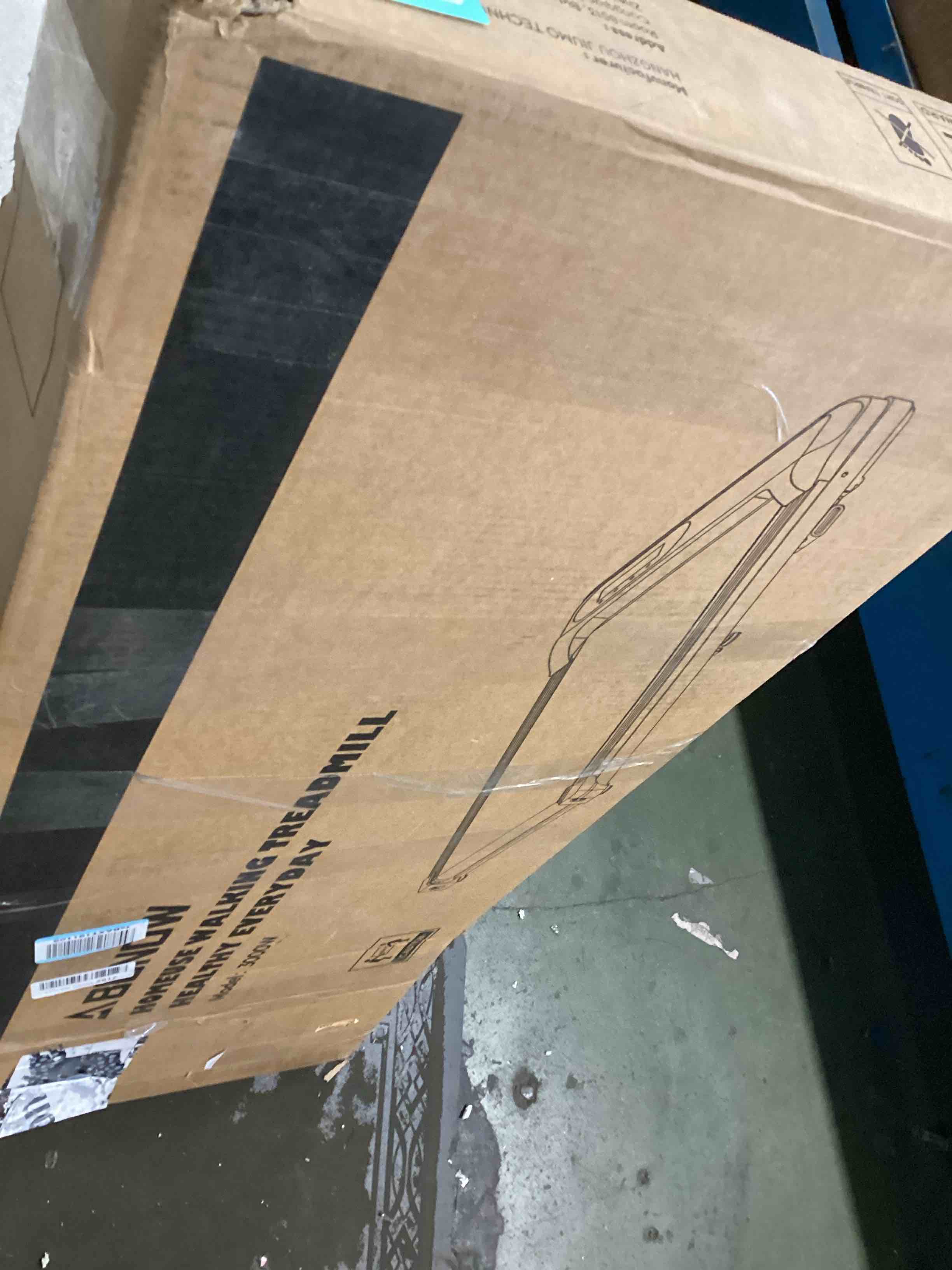 https://s3.amazonaws.com/lotting-images-prod/bidfta/TEA2166871_1744032590966.jpeg