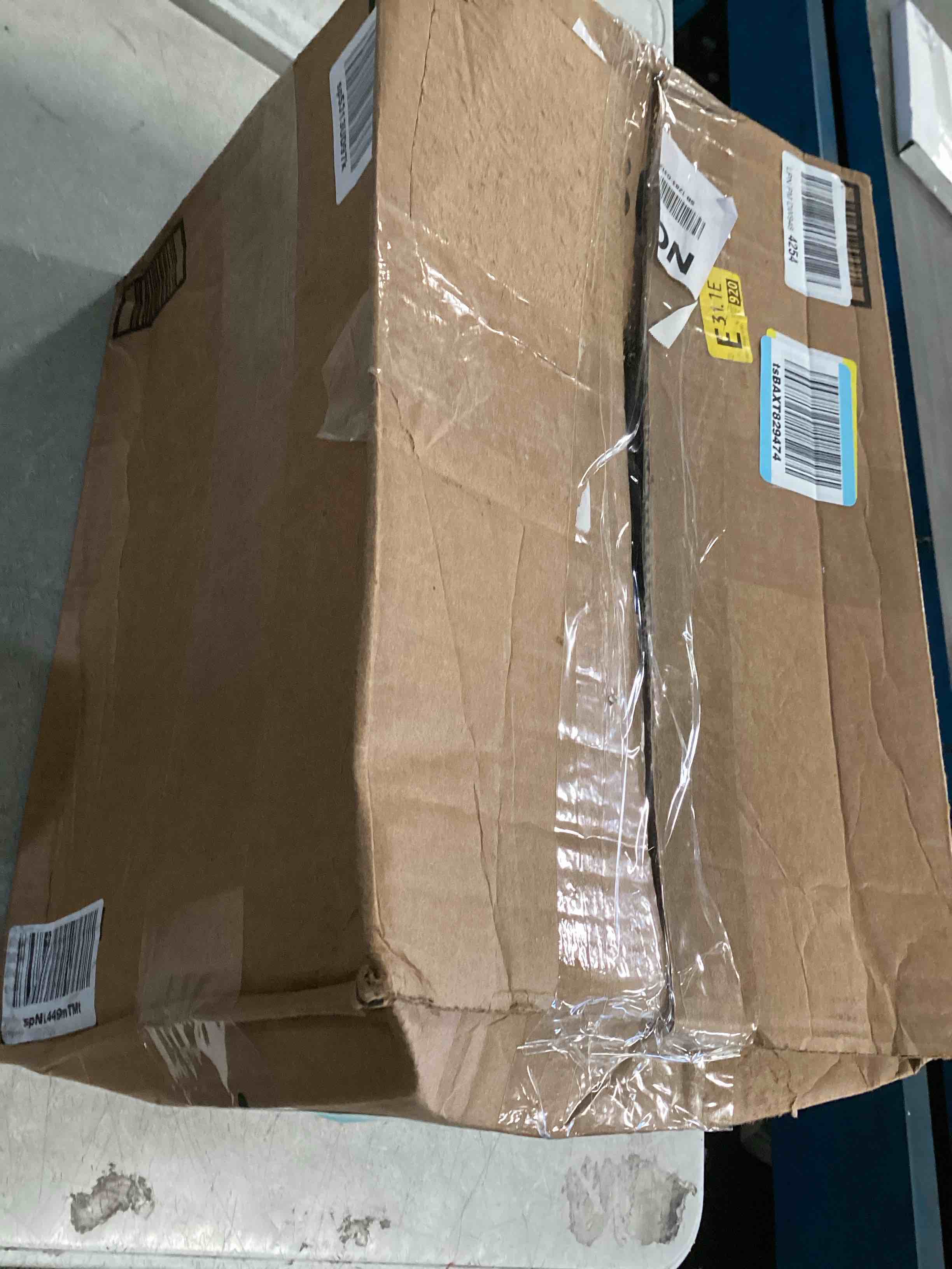 https://s3.amazonaws.com/lotting-images-prod/bidfta/TEA2166976_1744047753950.jpeg