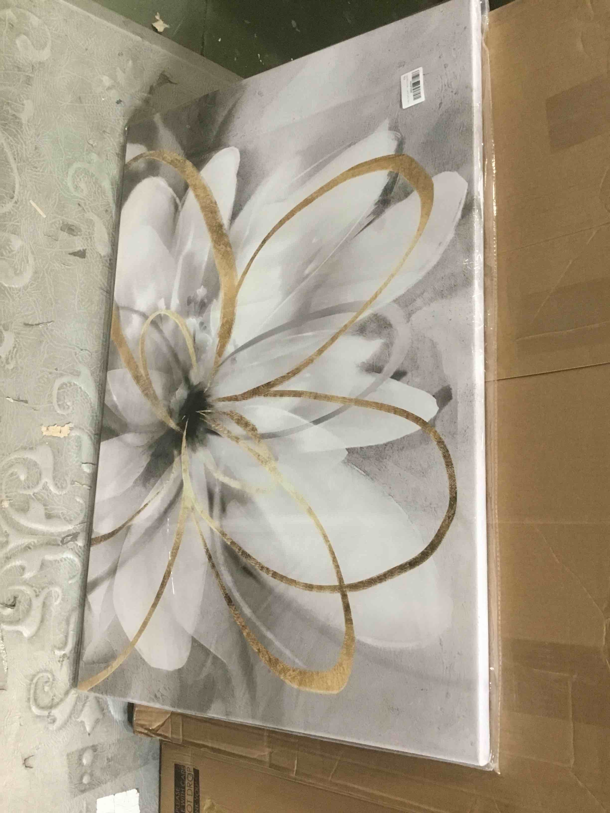 https://s3.amazonaws.com/lotting-images-prod/bidfta/TEA2169412_1743191010379.jpeg