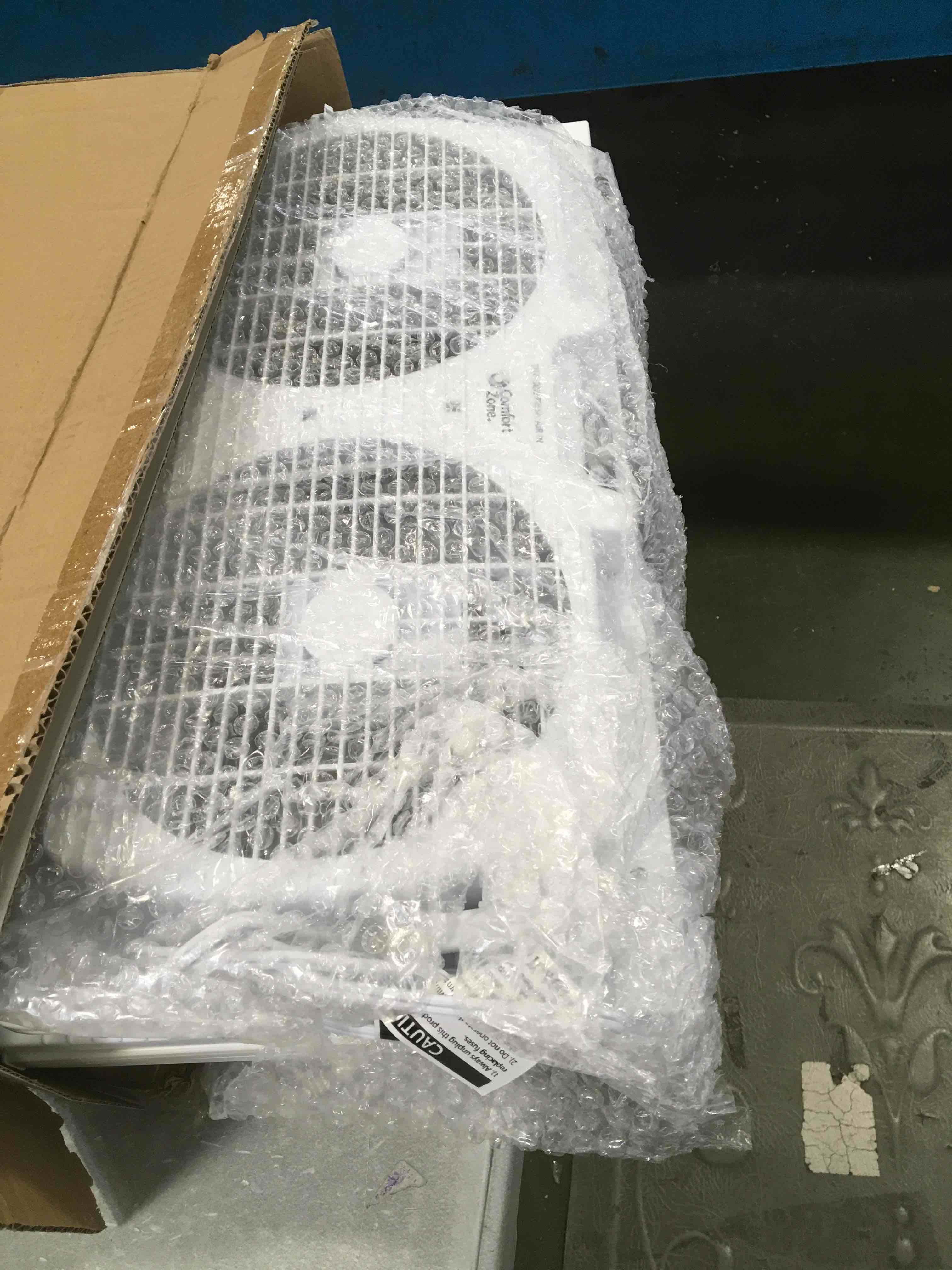 https://s3.amazonaws.com/lotting-images-prod/bidfta/TEA2169725_1743519569221.jpeg