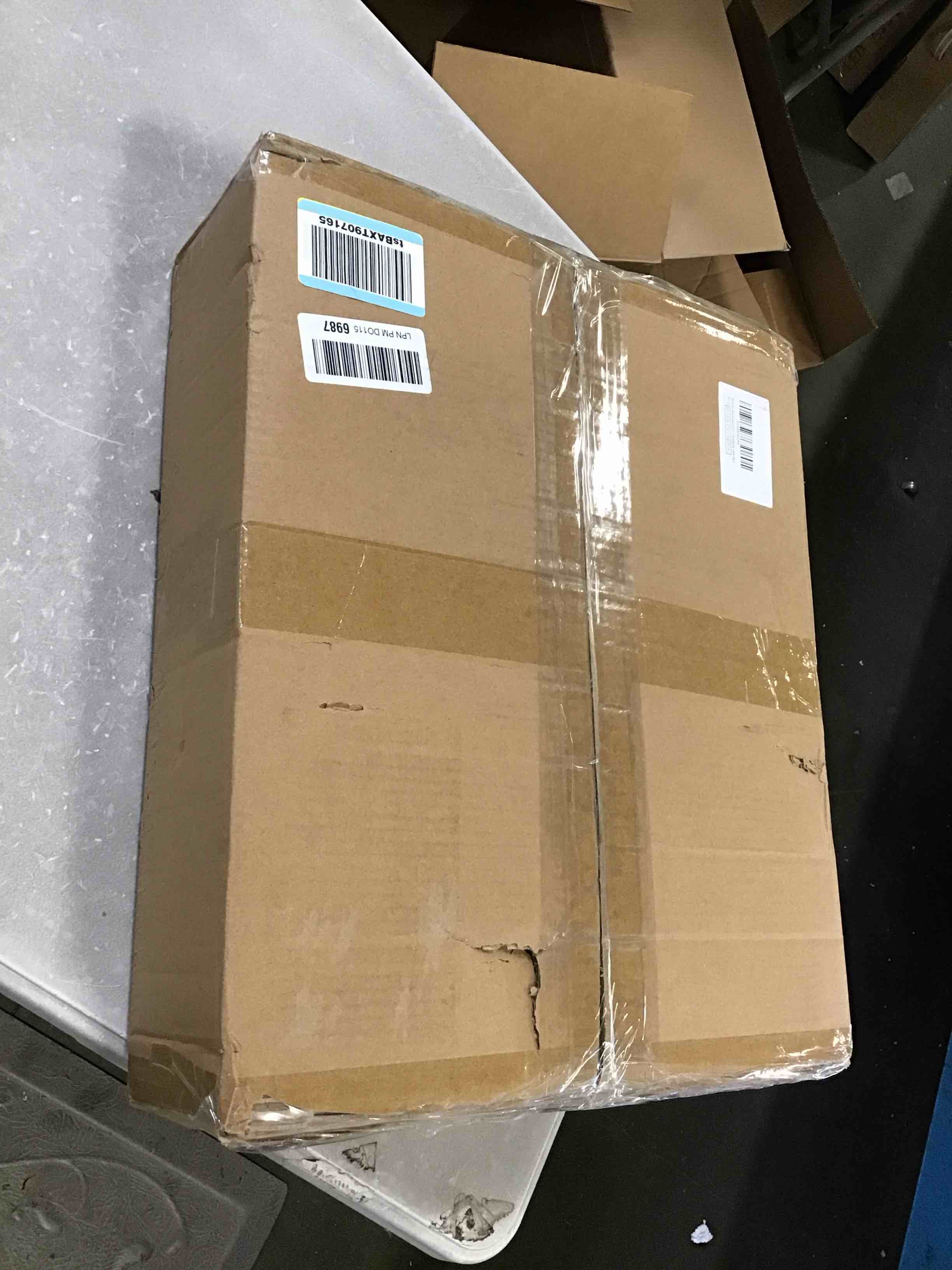 https://s3.amazonaws.com/lotting-images-prod/bidfta/TEA2169829_1743533089503.jpeg