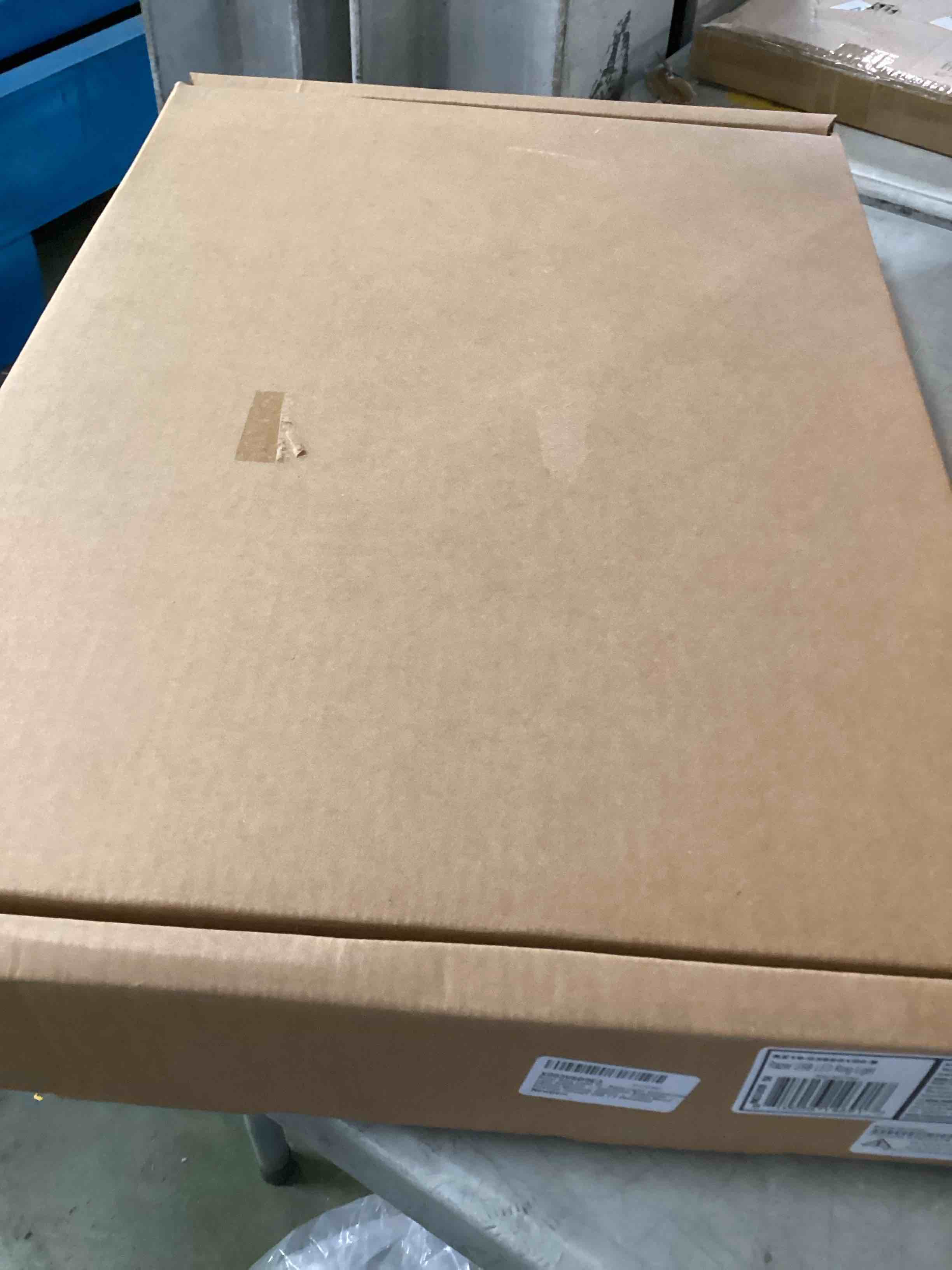 https://s3.amazonaws.com/lotting-images-prod/bidfta/TEA2173002_1741800673699.jpeg
