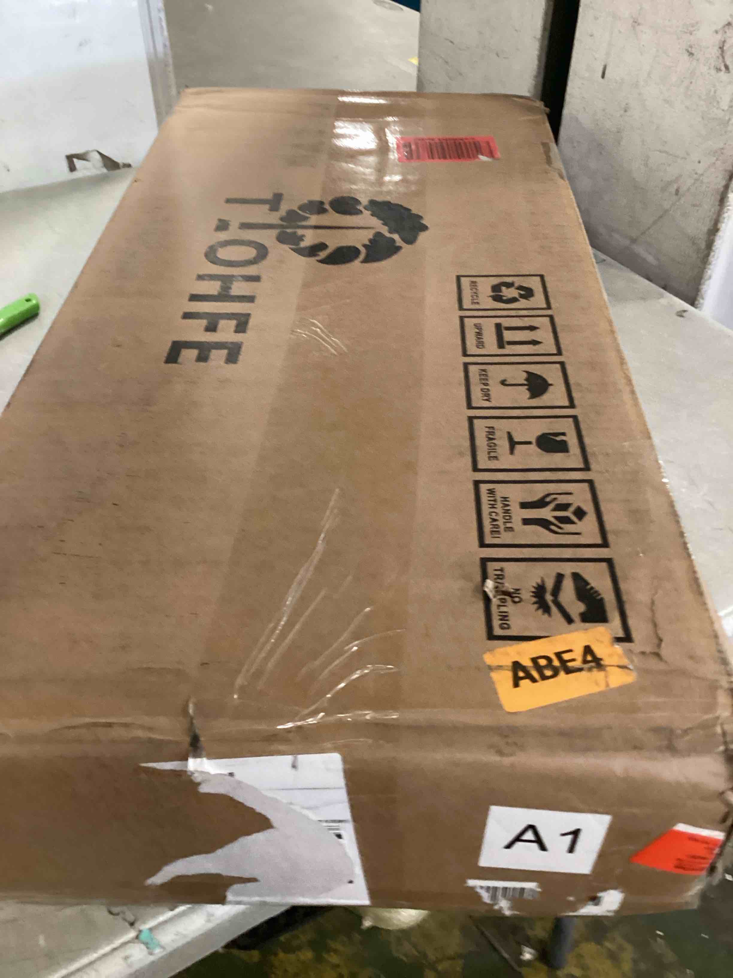 https://s3.amazonaws.com/lotting-images-prod/bidfta/TEA2173259_1741892166502.jpeg