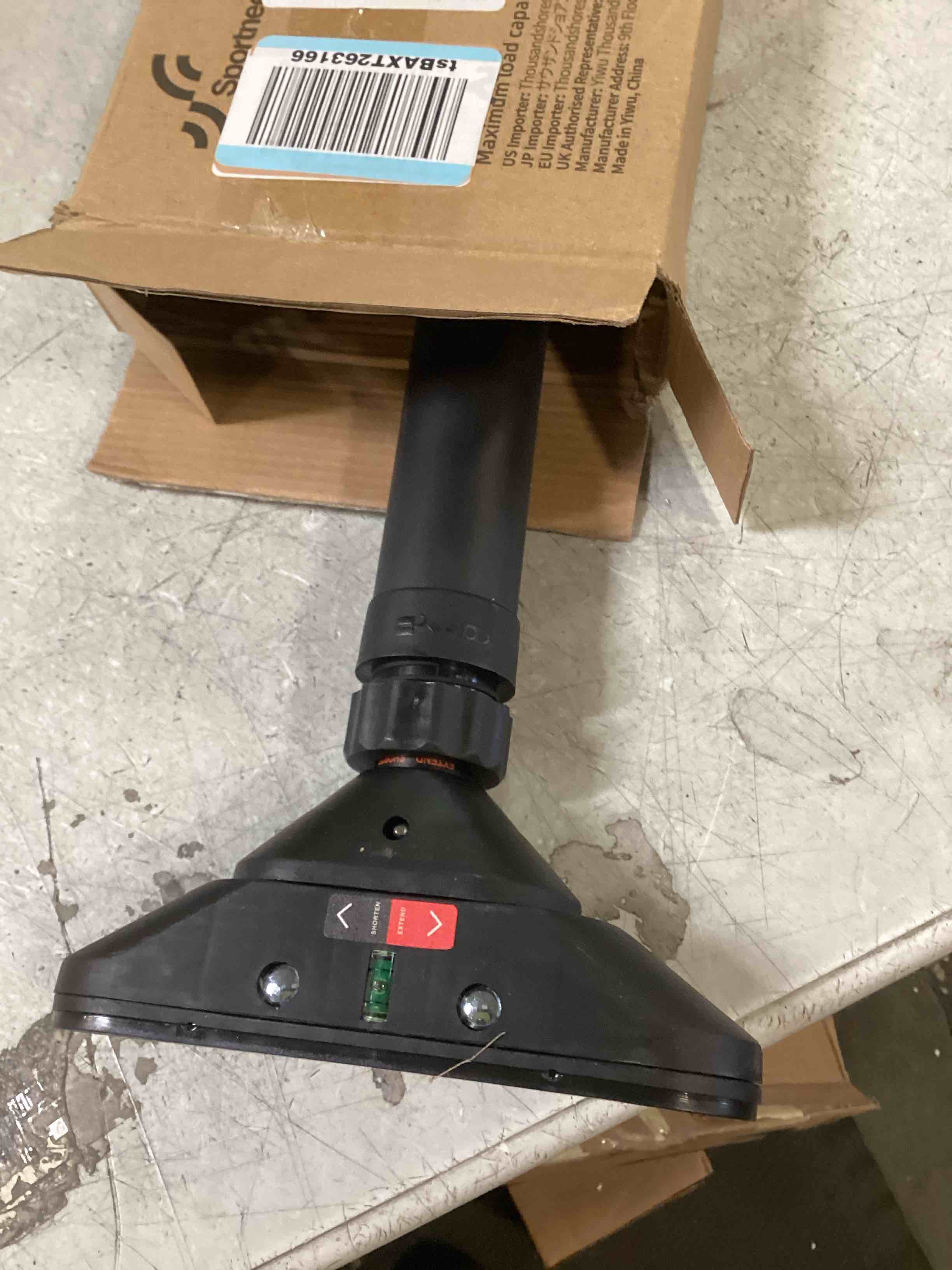 https://s3.amazonaws.com/lotting-images-prod/bidfta/TEA2175109_1743005138456.jpeg