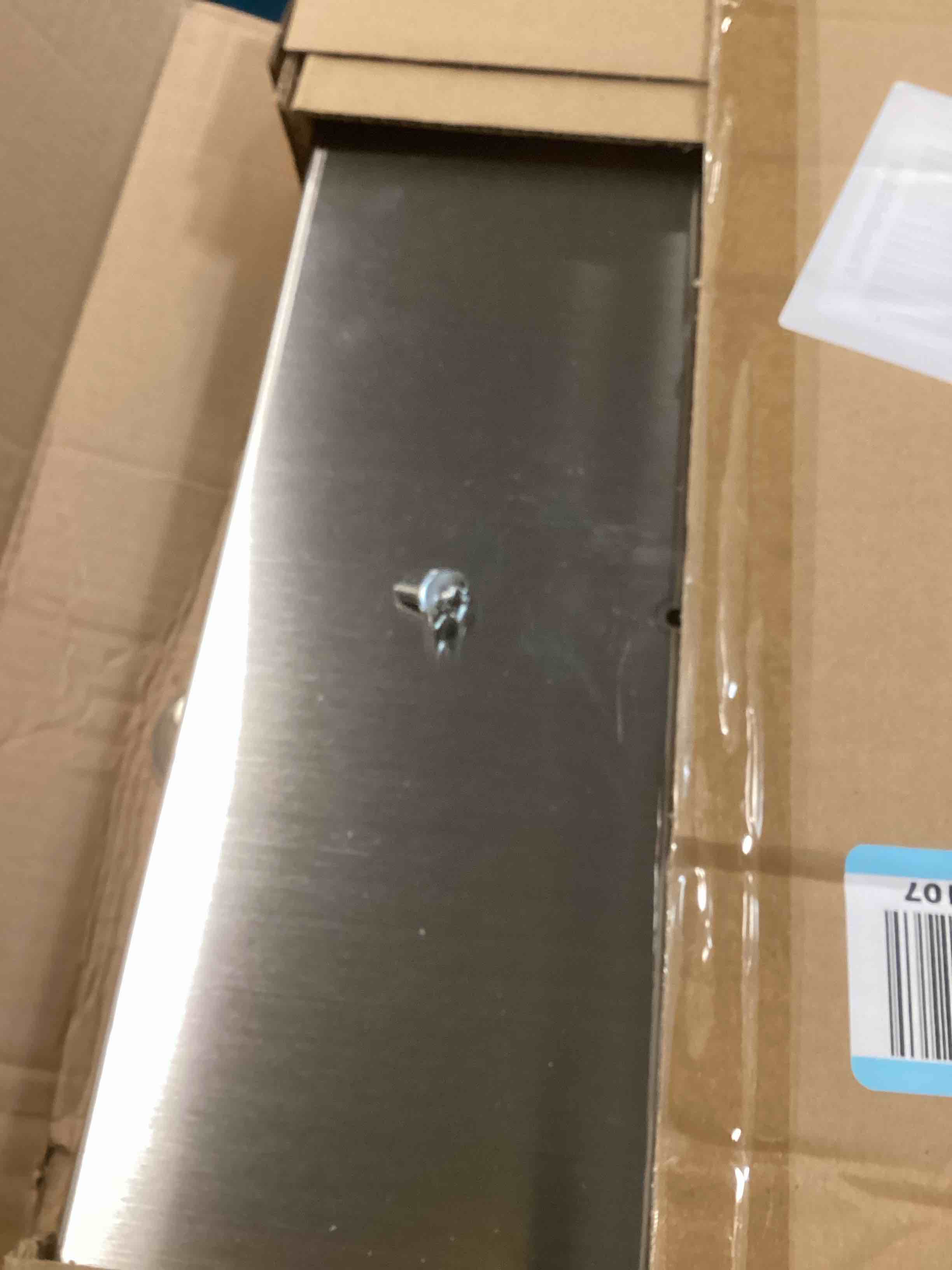 https://s3.amazonaws.com/lotting-images-prod/bidfta/TEA2175309_1743087484134.jpeg