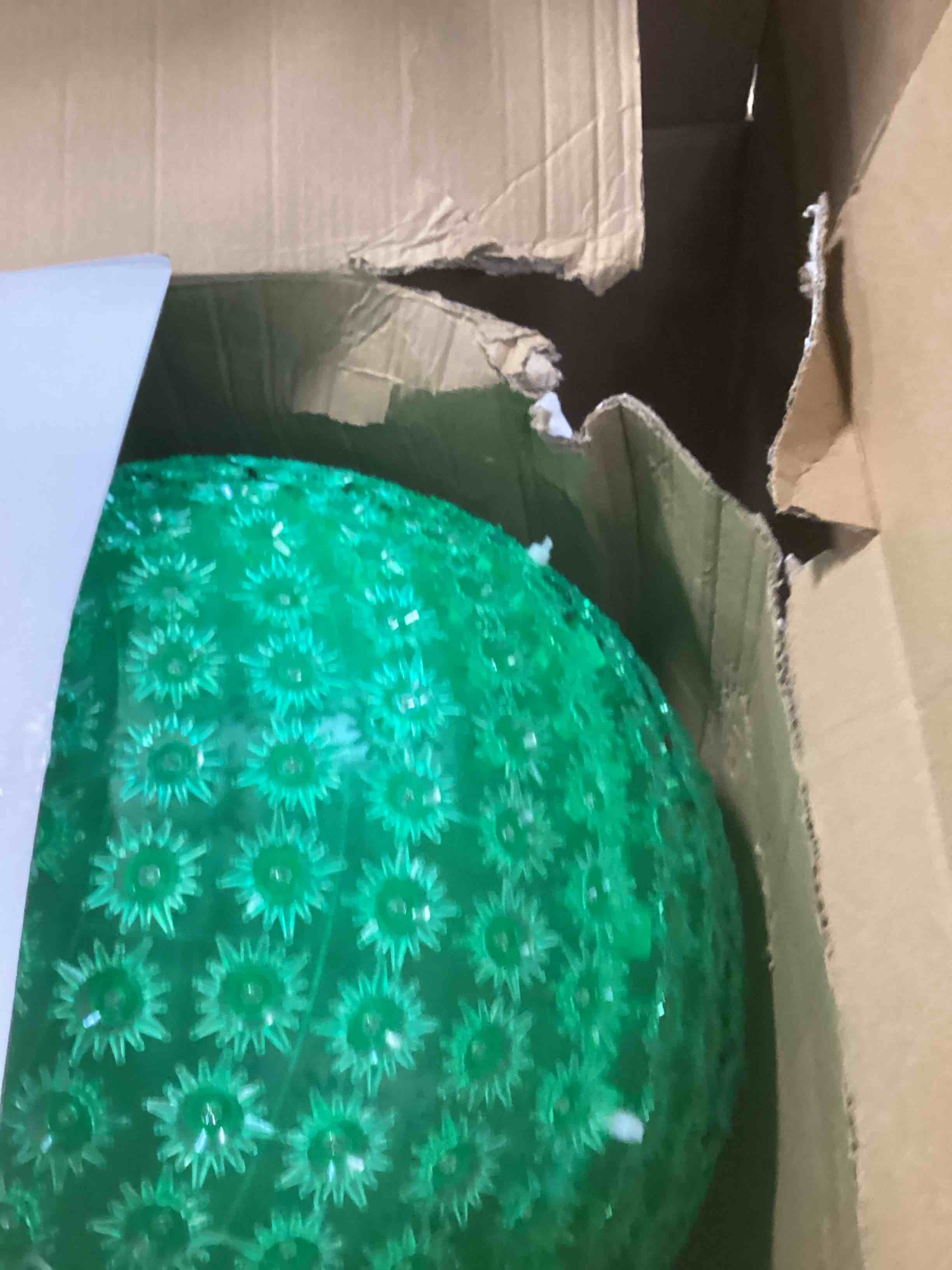 https://s3.amazonaws.com/lotting-images-prod/bidfta/TEA2175359_1743092582509.jpeg