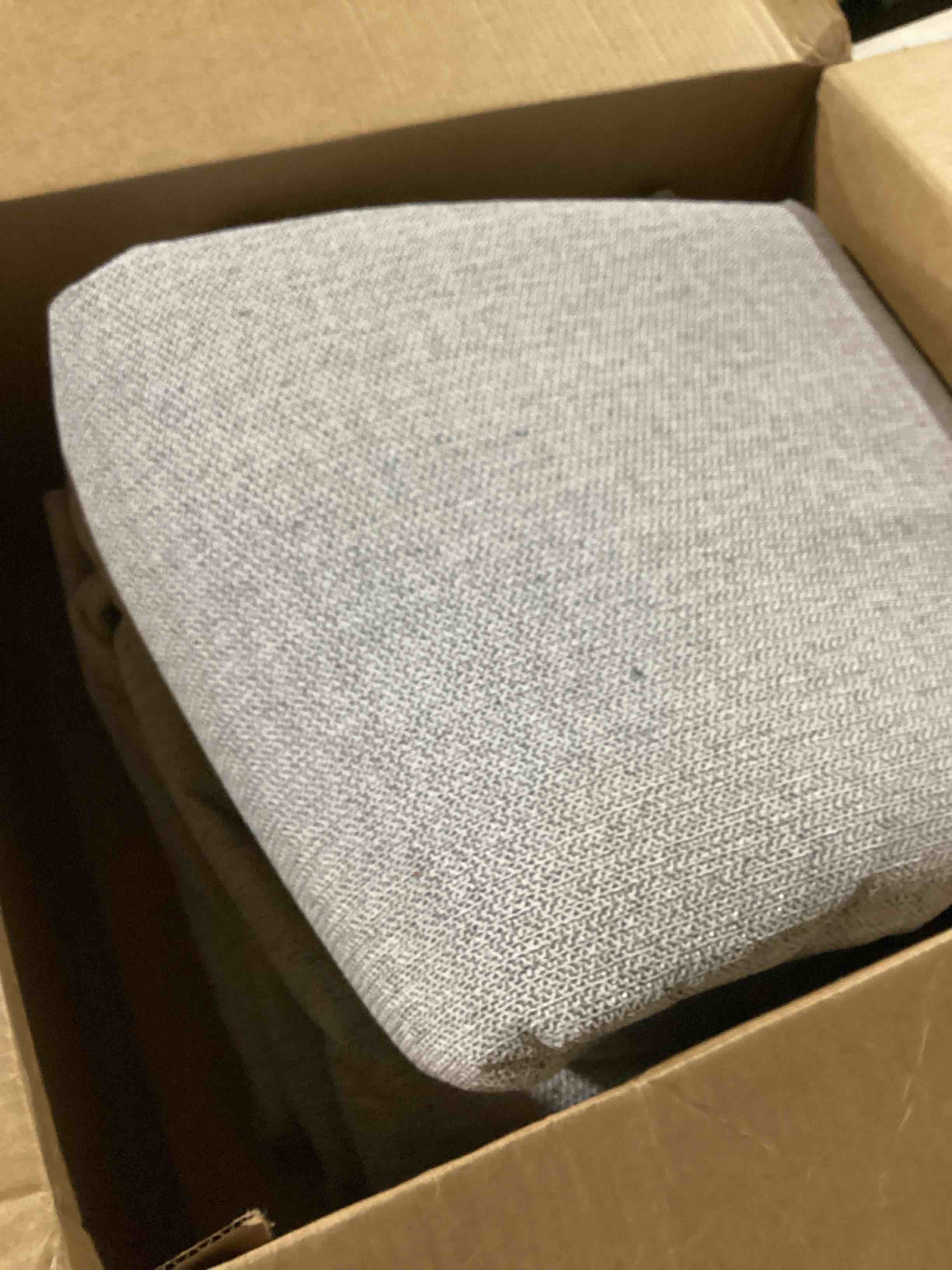 https://s3.amazonaws.com/lotting-images-prod/bidfta/TEA2176263_1744996116080.jpeg