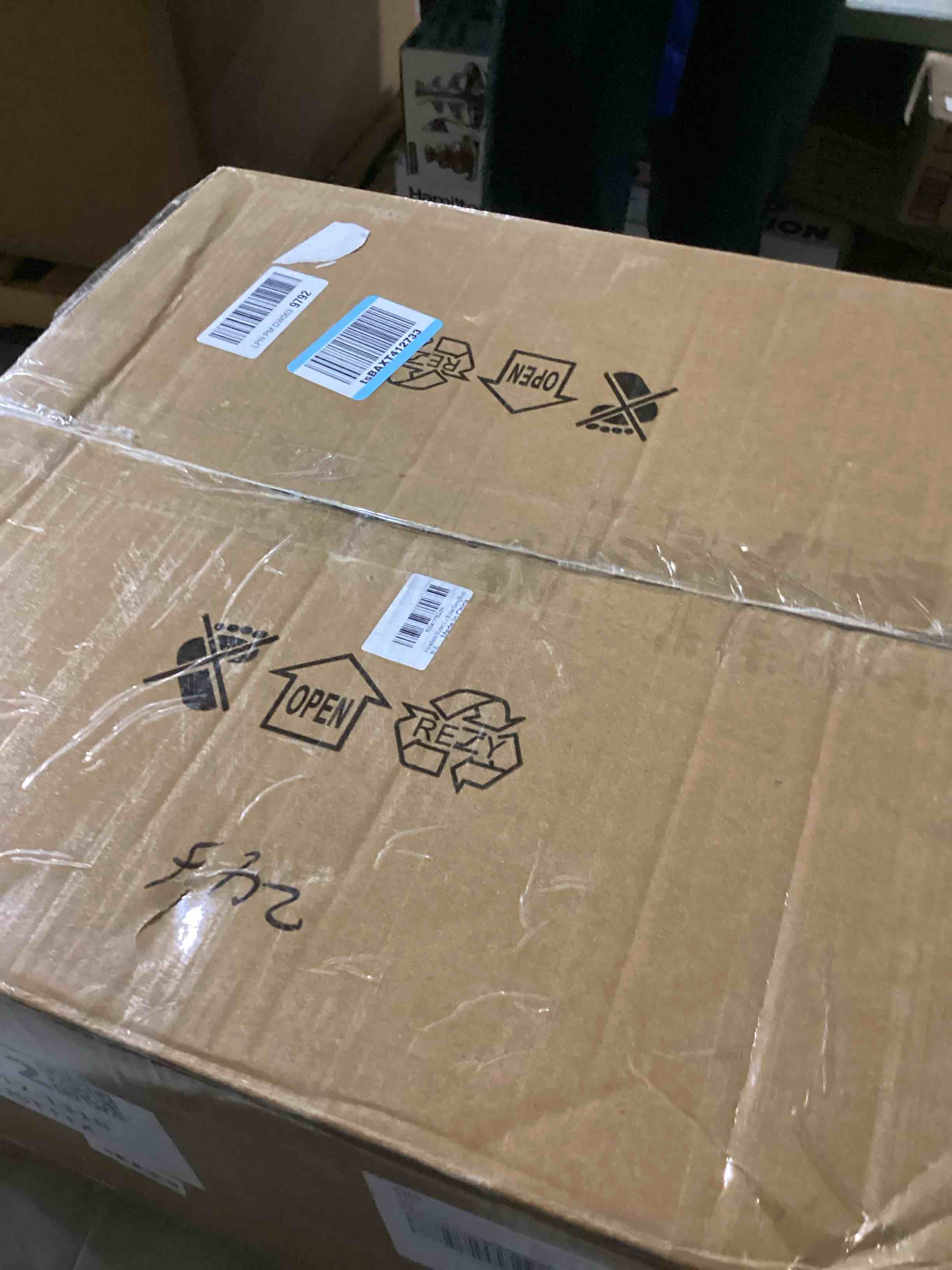 https://s3.amazonaws.com/lotting-images-prod/bidfta/TEA2176538_1745426146823.jpeg