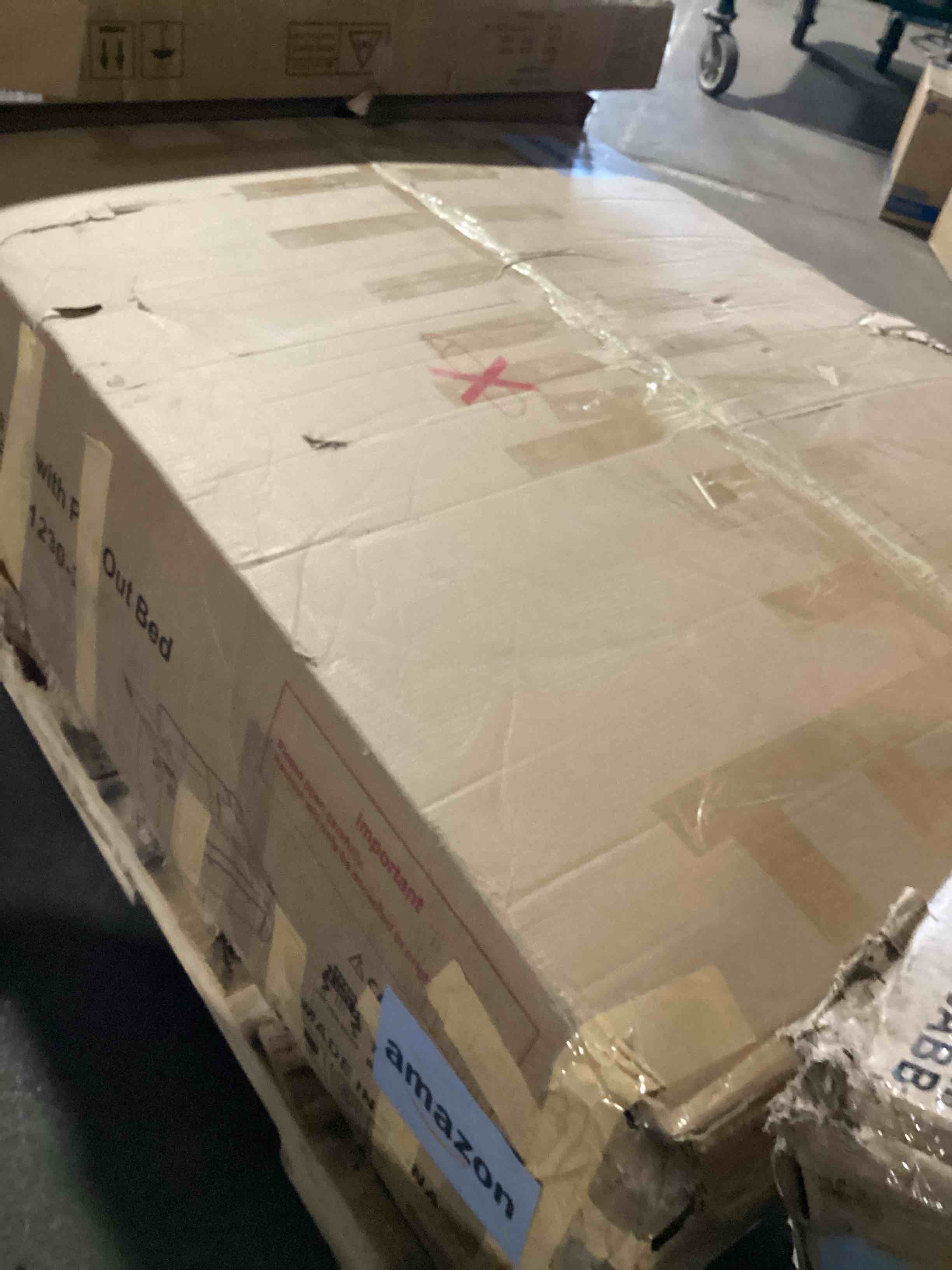 https://s3.amazonaws.com/lotting-images-prod/bidfta/TEA2176610_1745509276660.jpeg