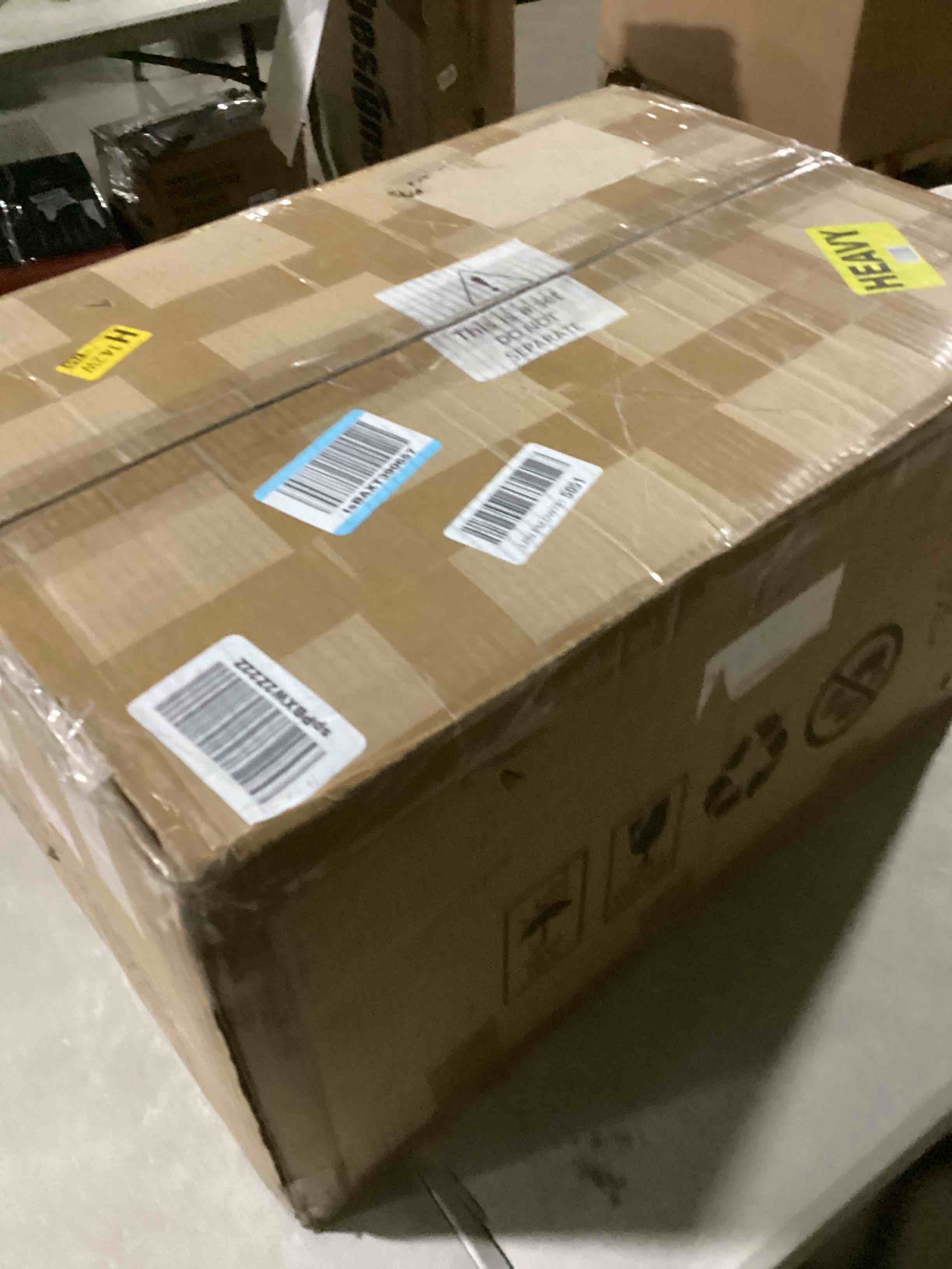 https://s3.amazonaws.com/lotting-images-prod/bidfta/TEA2176761_1745608938783.jpeg