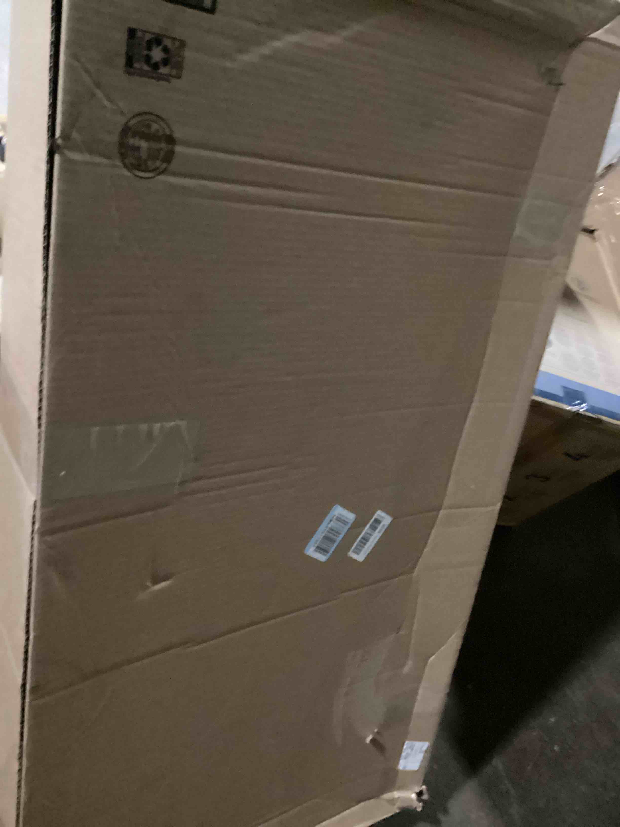https://s3.amazonaws.com/lotting-images-prod/bidfta/TEA2176989_1745951763780.jpeg