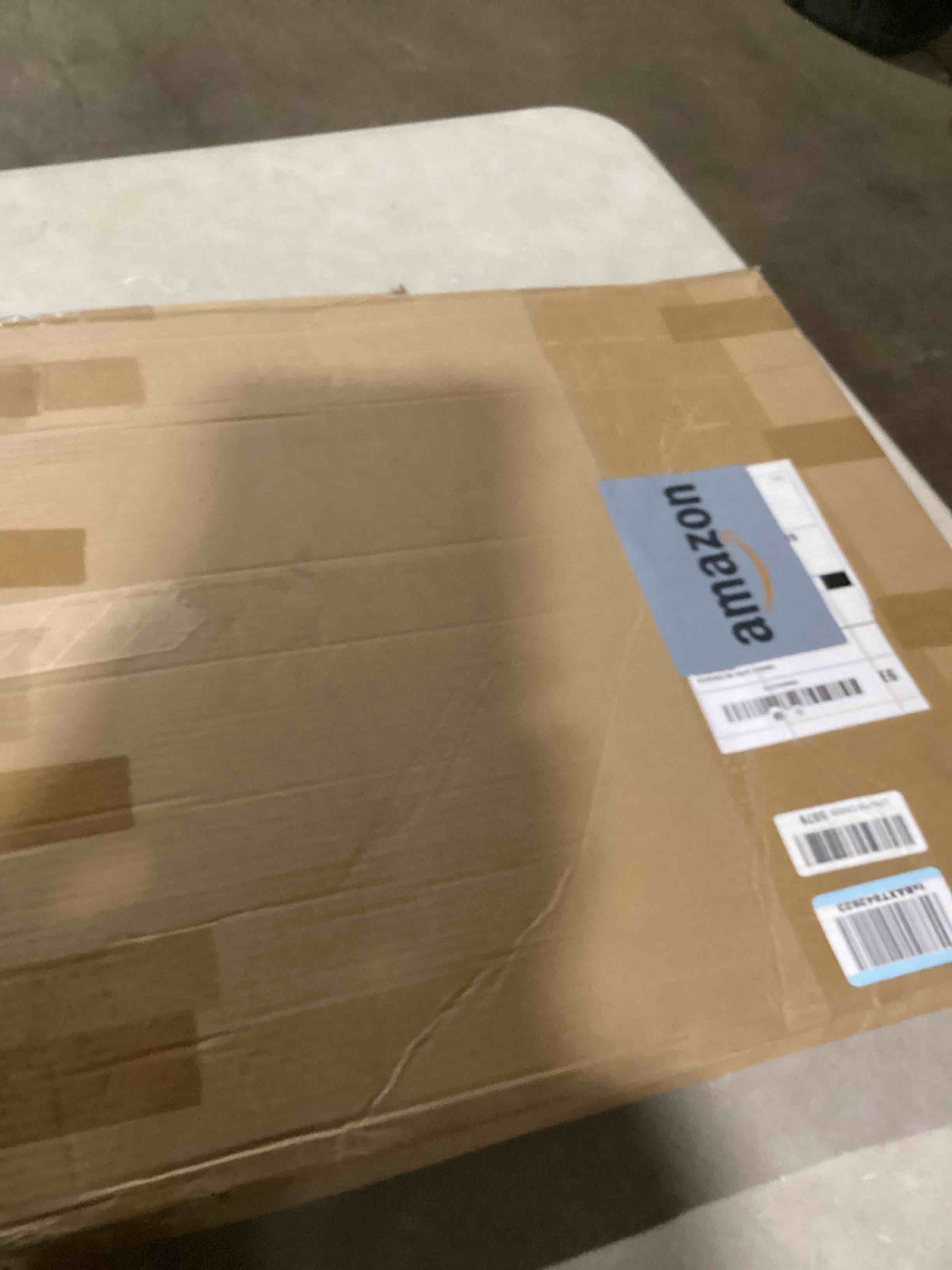 https://s3.amazonaws.com/lotting-images-prod/bidfta/TEA2177031_1746016335984.jpeg