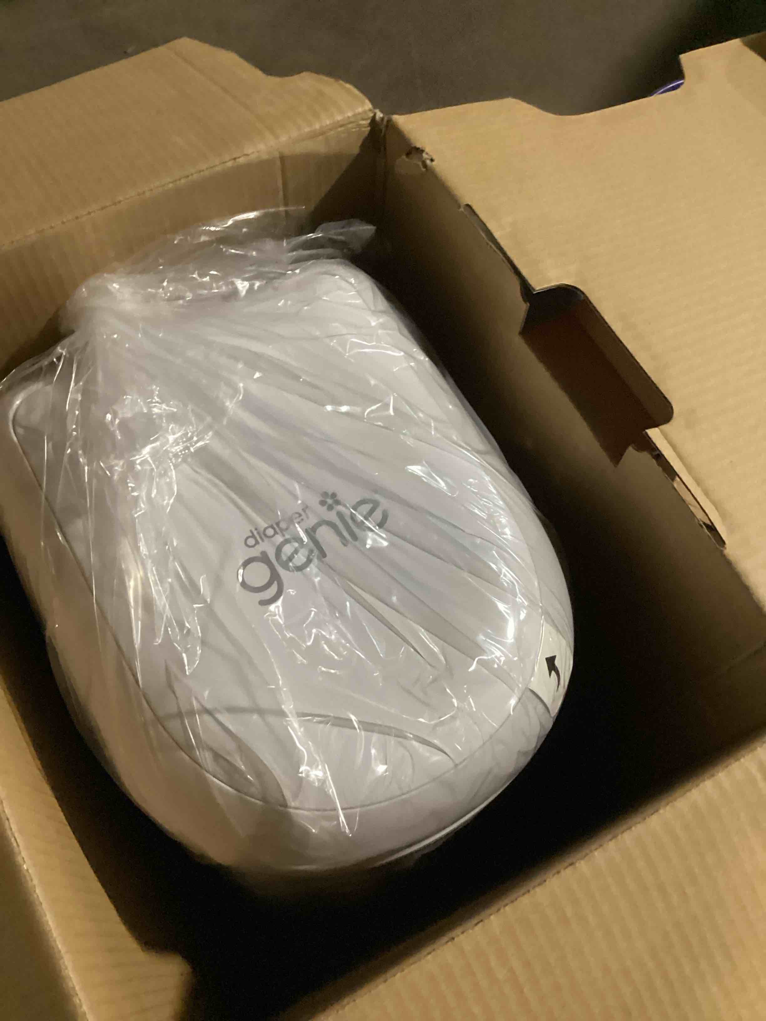 https://s3.amazonaws.com/lotting-images-prod/bidfta/TEA2177185_1746118546238.jpeg