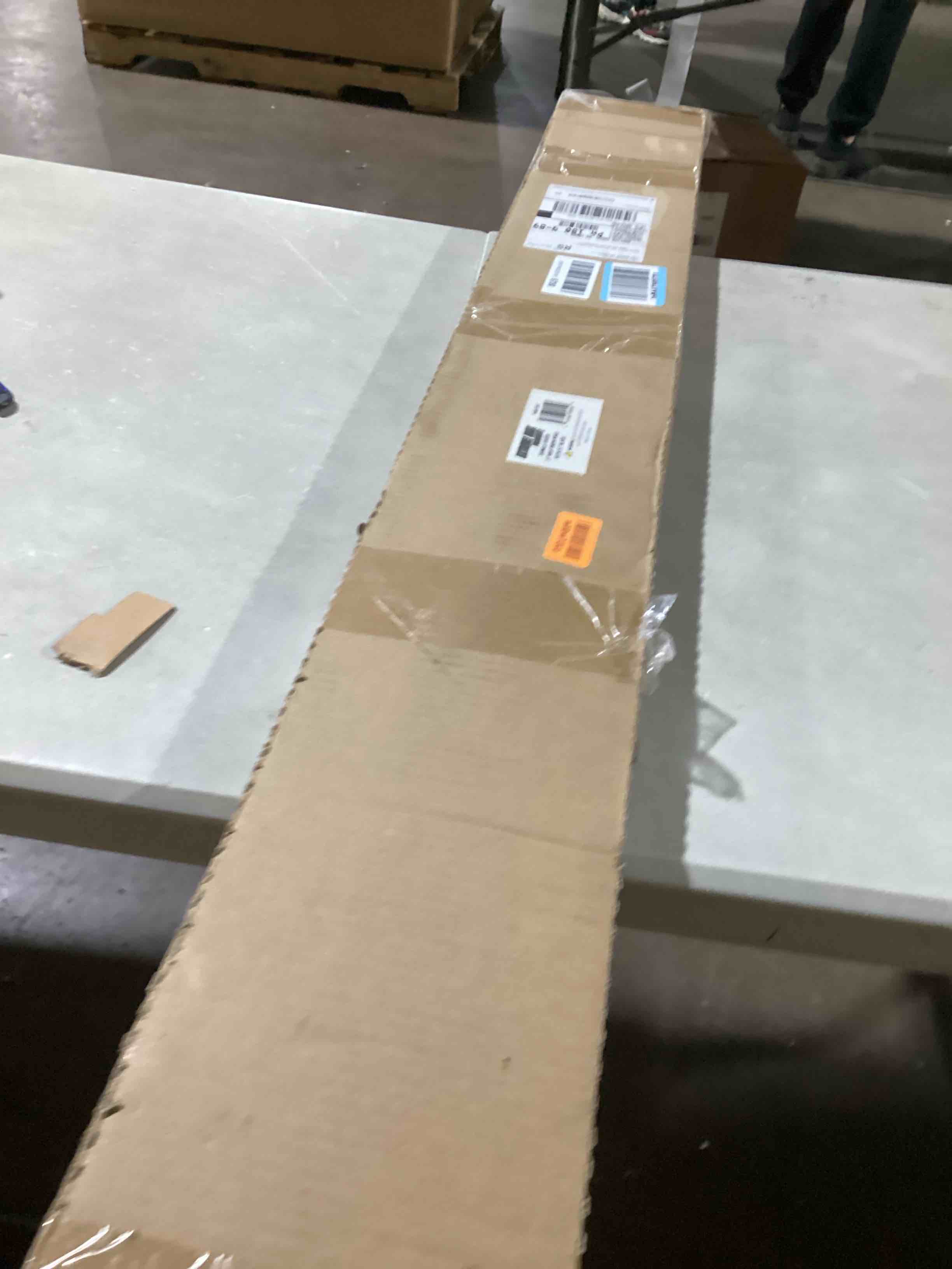 https://s3.amazonaws.com/lotting-images-prod/bidfta/TEA2177322_1746195616248.jpeg