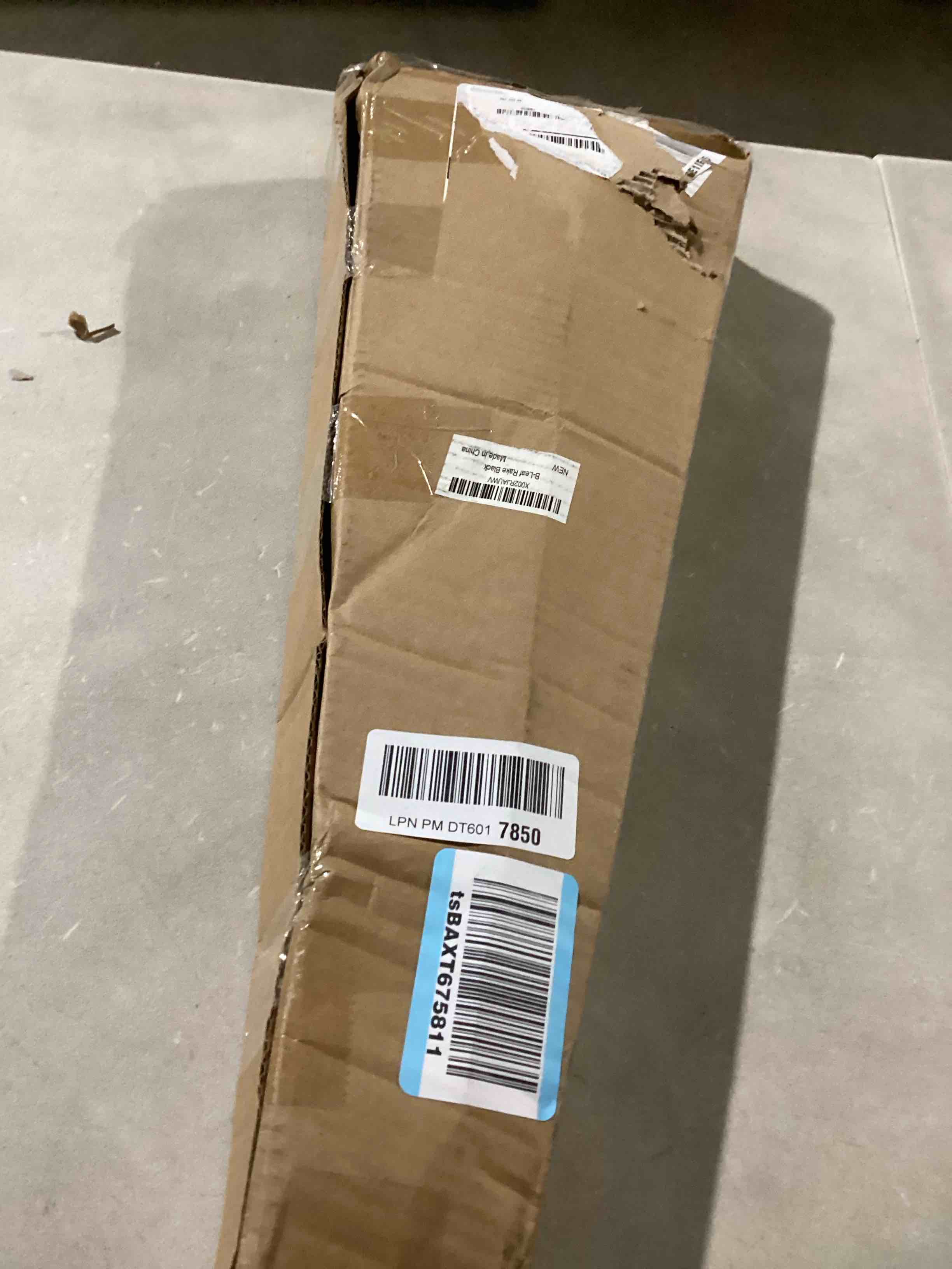 https://s3.amazonaws.com/lotting-images-prod/bidfta/TEA2177487_1746453232413.jpeg