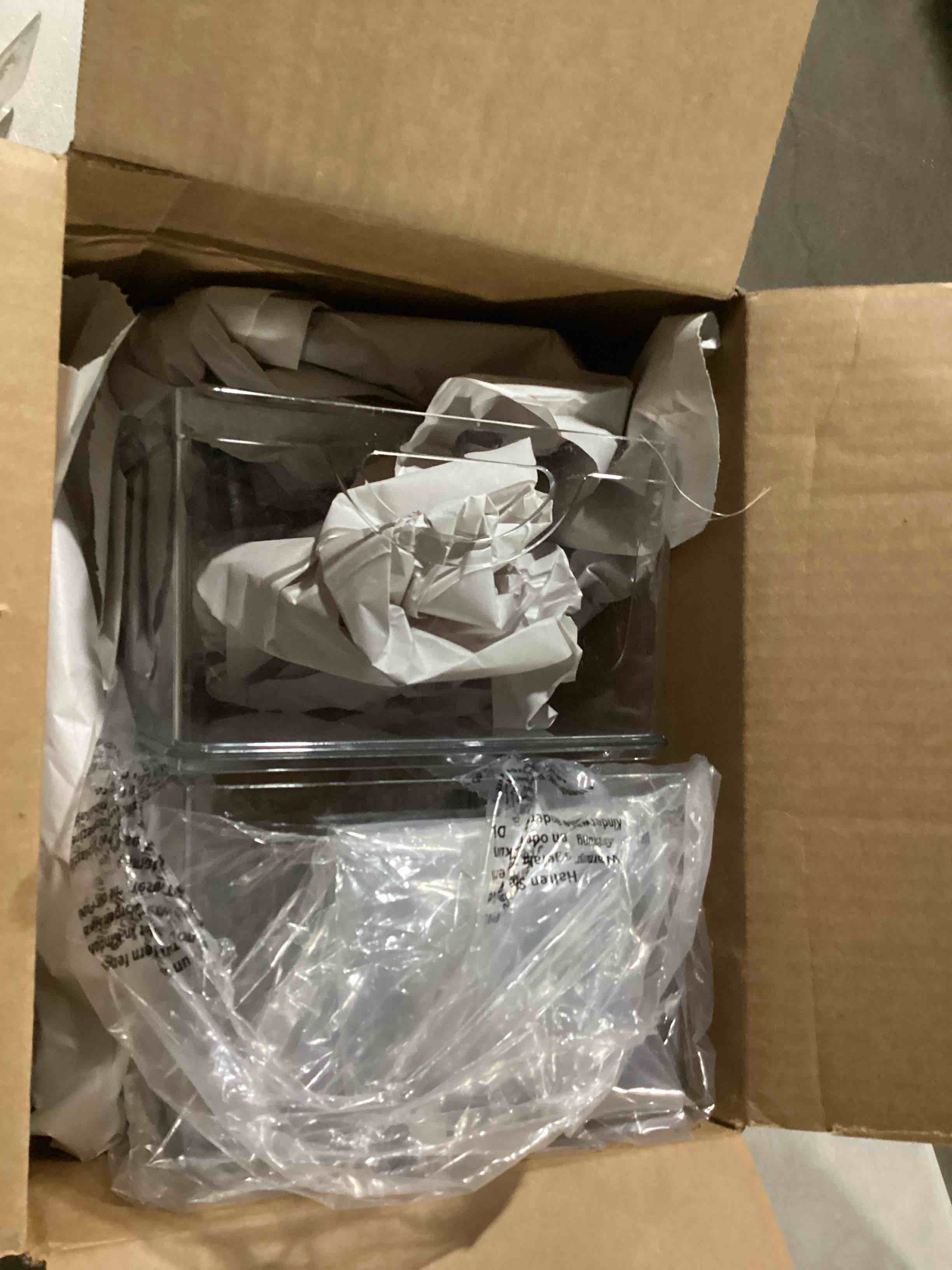 https://s3.amazonaws.com/lotting-images-prod/bidfta/TEA2177577_1746468289052.jpeg