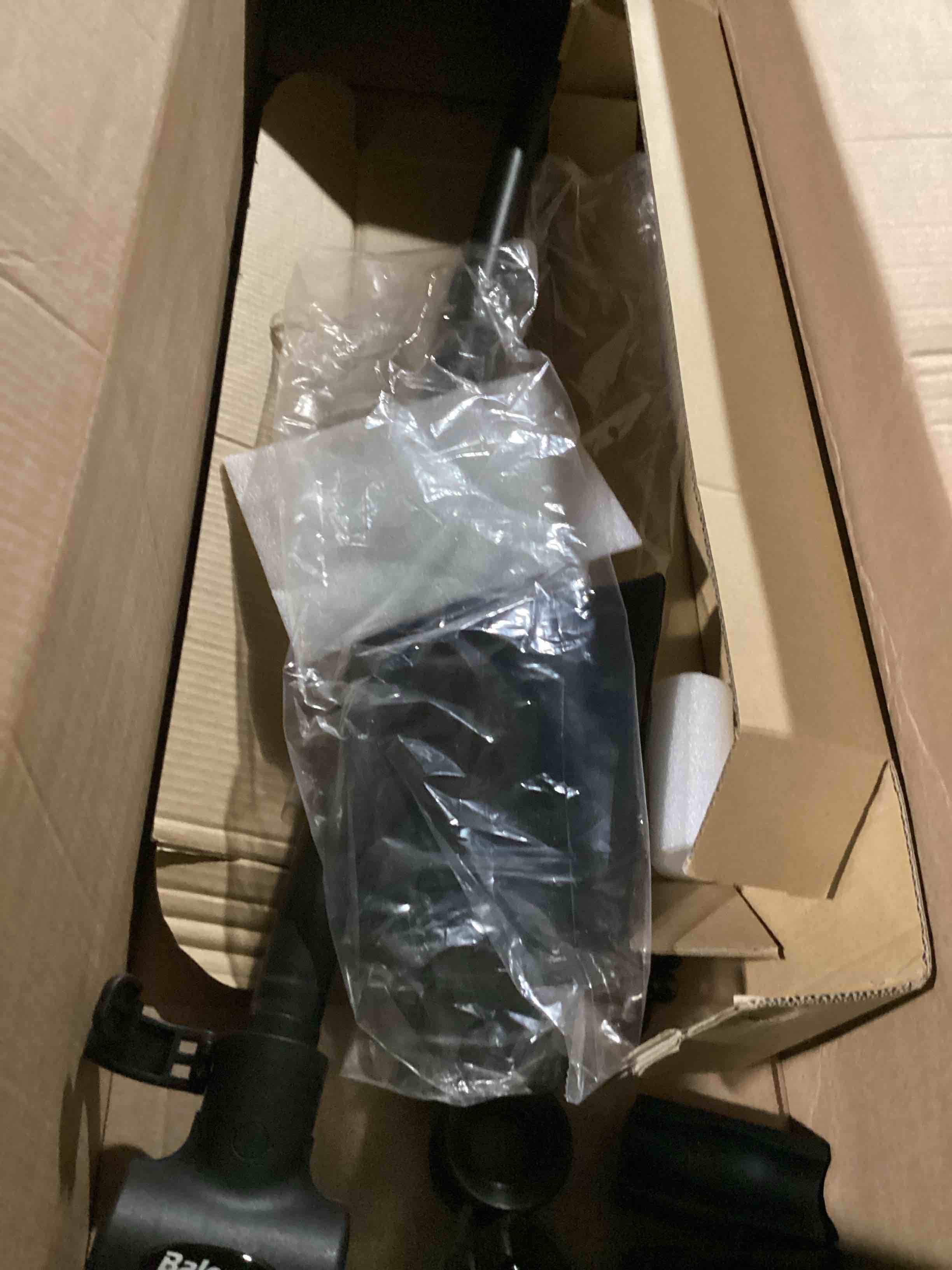 https://s3.amazonaws.com/lotting-images-prod/bidfta/TEA2177840_1746645307860.jpeg