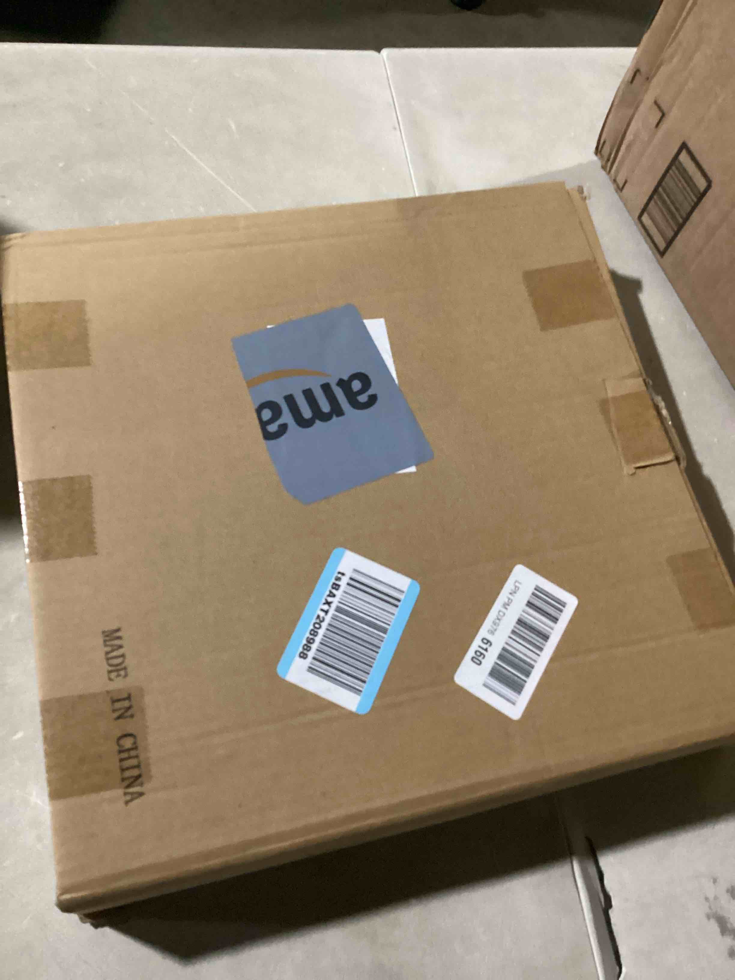 https://s3.amazonaws.com/lotting-images-prod/bidfta/TEA2178154_1747060284442.jpeg