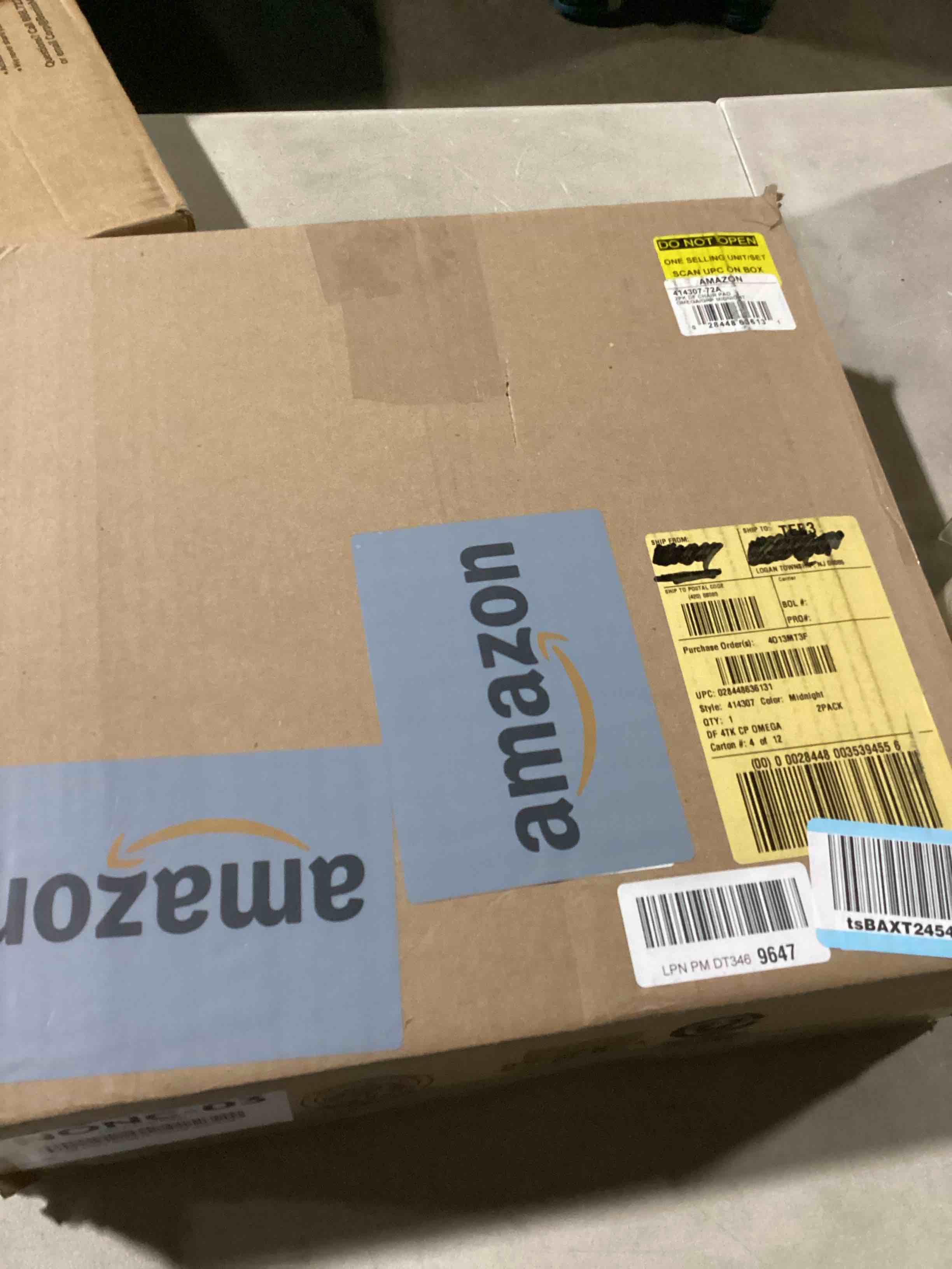 https://s3.amazonaws.com/lotting-images-prod/bidfta/TEA2178158_1747059159375.jpeg