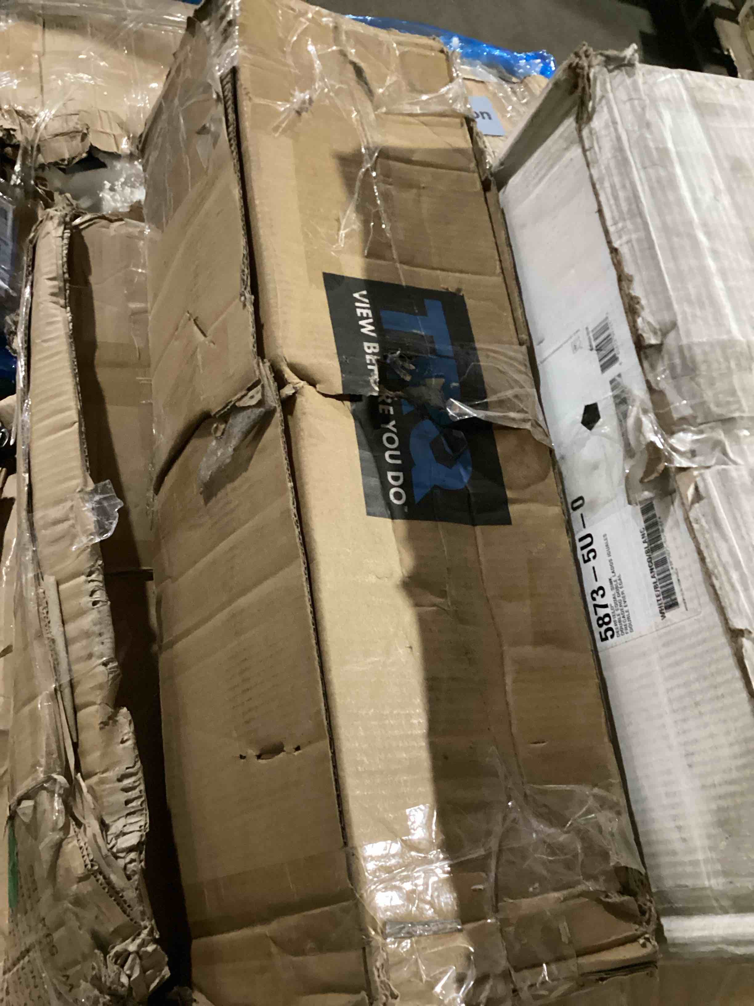 https://s3.amazonaws.com/lotting-images-prod/bidfta/TEA2178470_1747339126853.jpeg