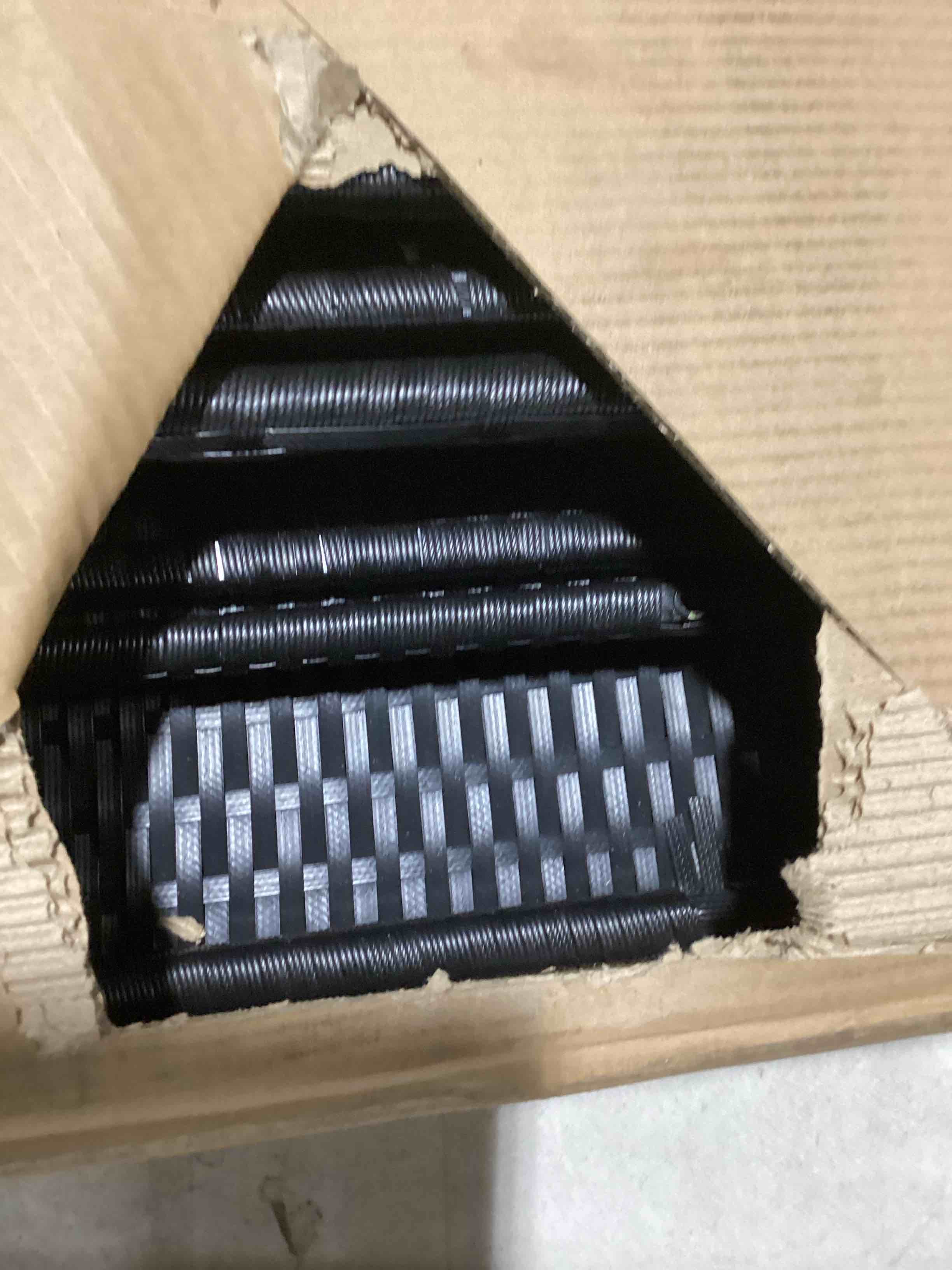 https://s3.amazonaws.com/lotting-images-prod/bidfta/TEA2179631_1749651387462.jpeg
