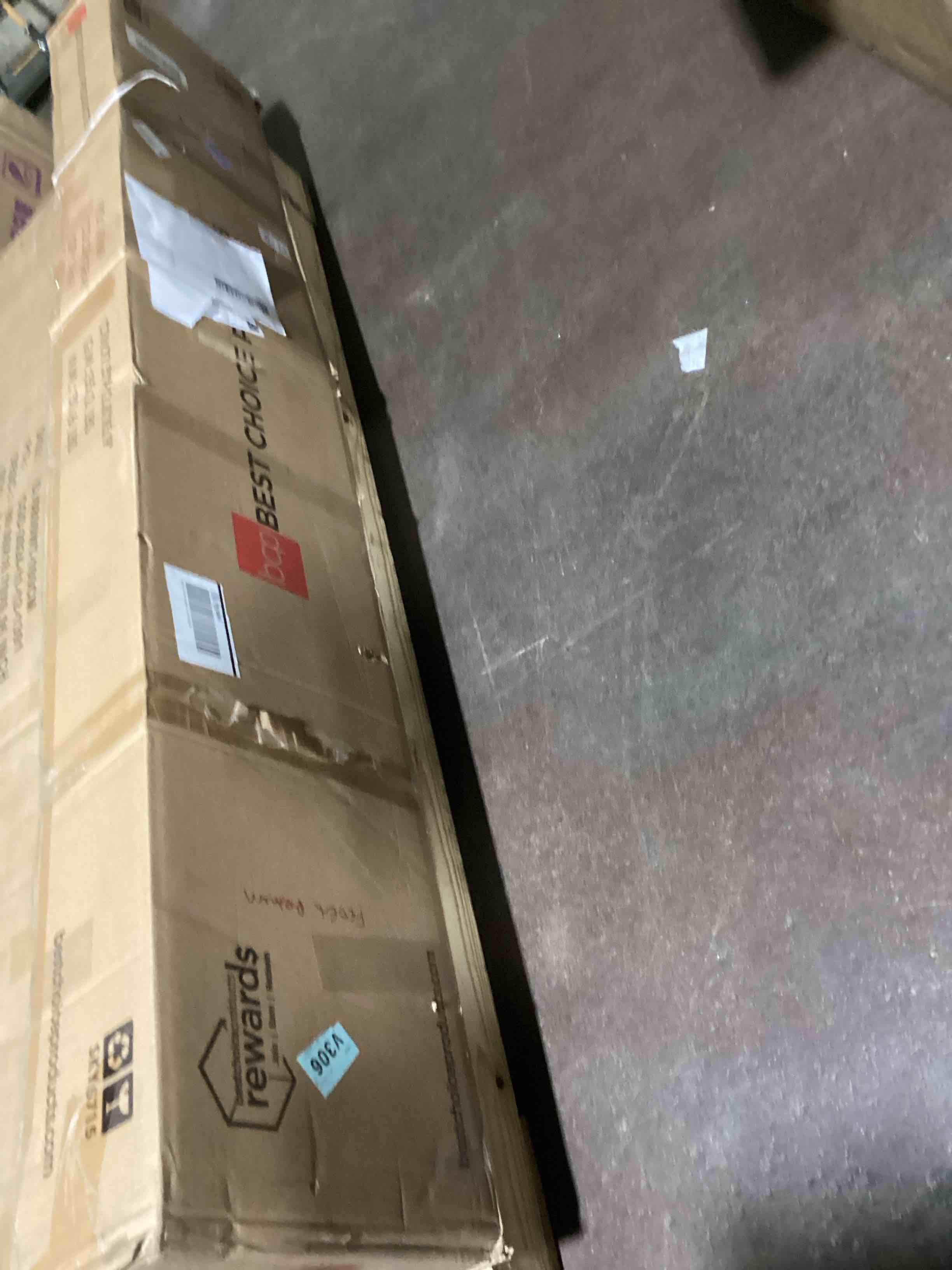 https://s3.amazonaws.com/lotting-images-prod/bidfta/TEA2179806_1749752627277.jpeg