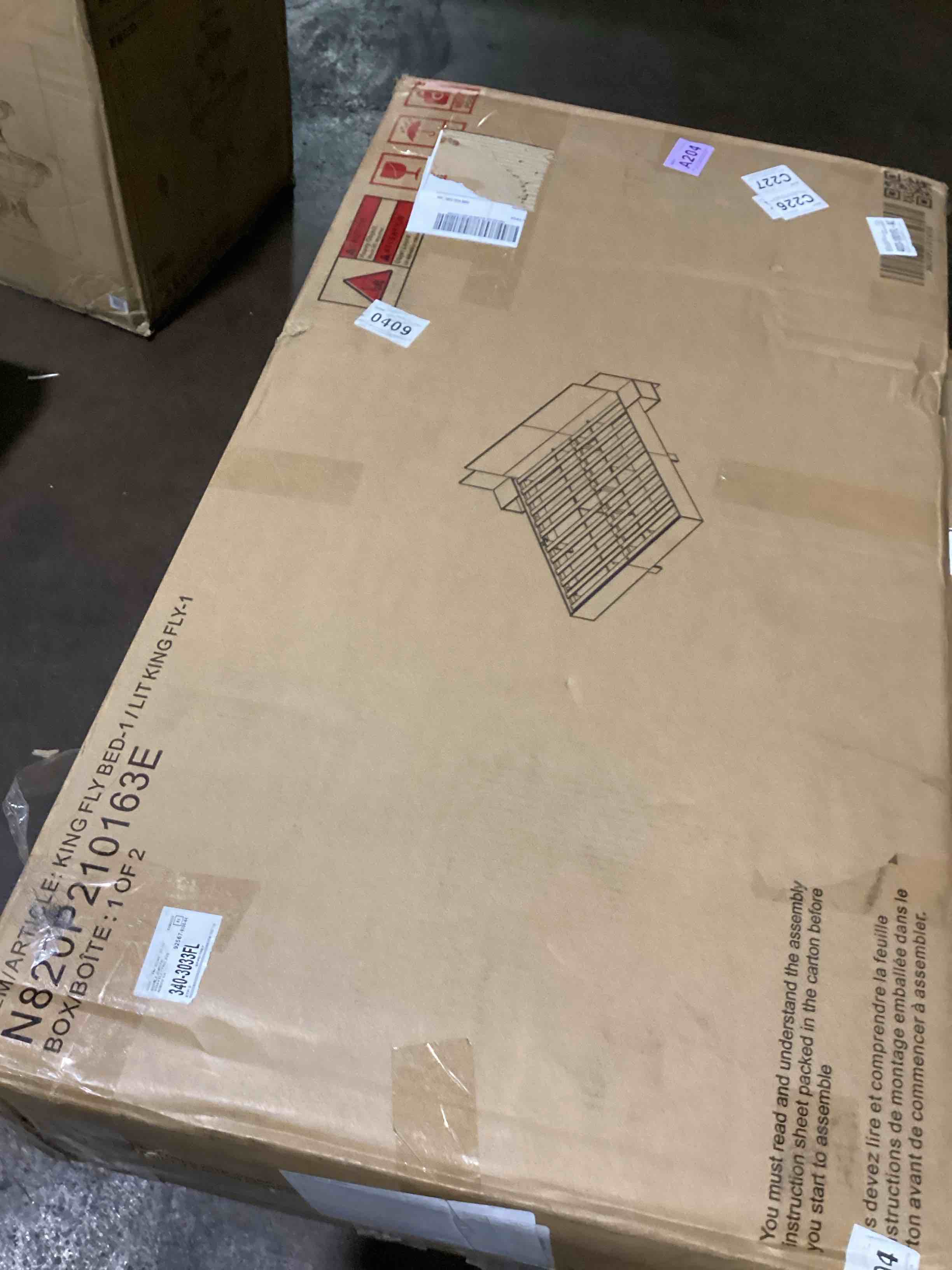 https://s3.amazonaws.com/lotting-images-prod/bidfta/TEA2180094_1750185291963.jpeg