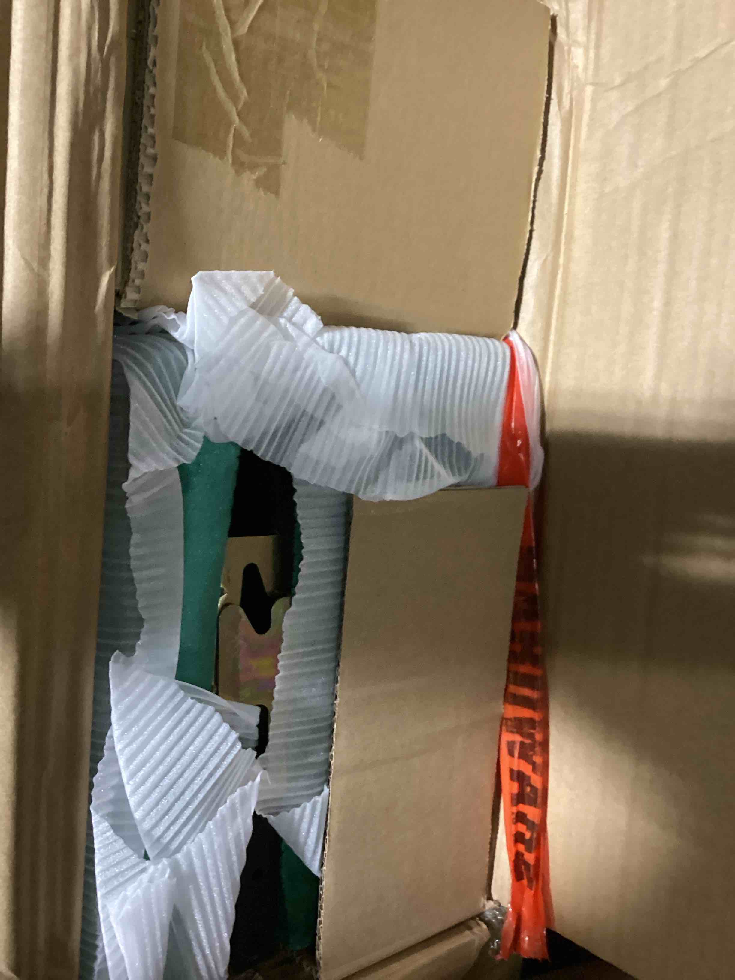 https://s3.amazonaws.com/lotting-images-prod/bidfta/TEA2180286_1750418997621.jpeg