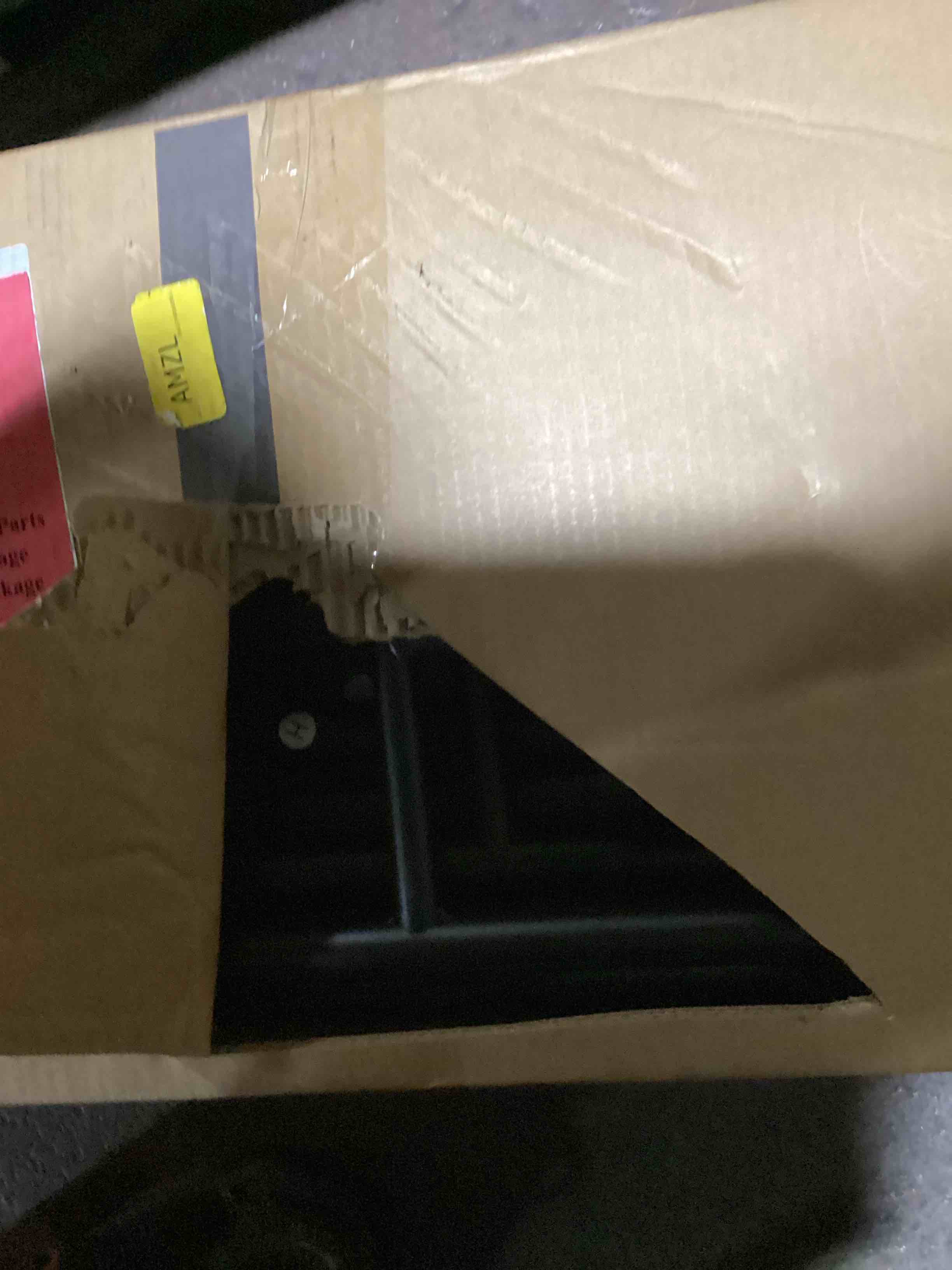 https://s3.amazonaws.com/lotting-images-prod/bidfta/TEA2180712_1750855049573.jpeg