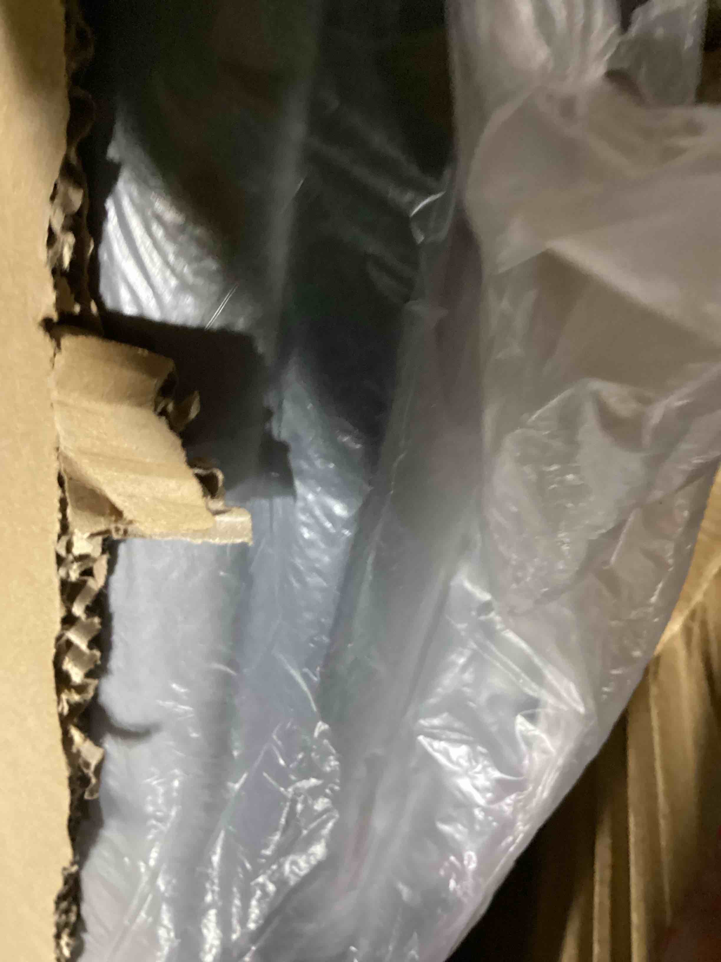 https://s3.amazonaws.com/lotting-images-prod/bidfta/TEA2180713_1750855203805.jpeg