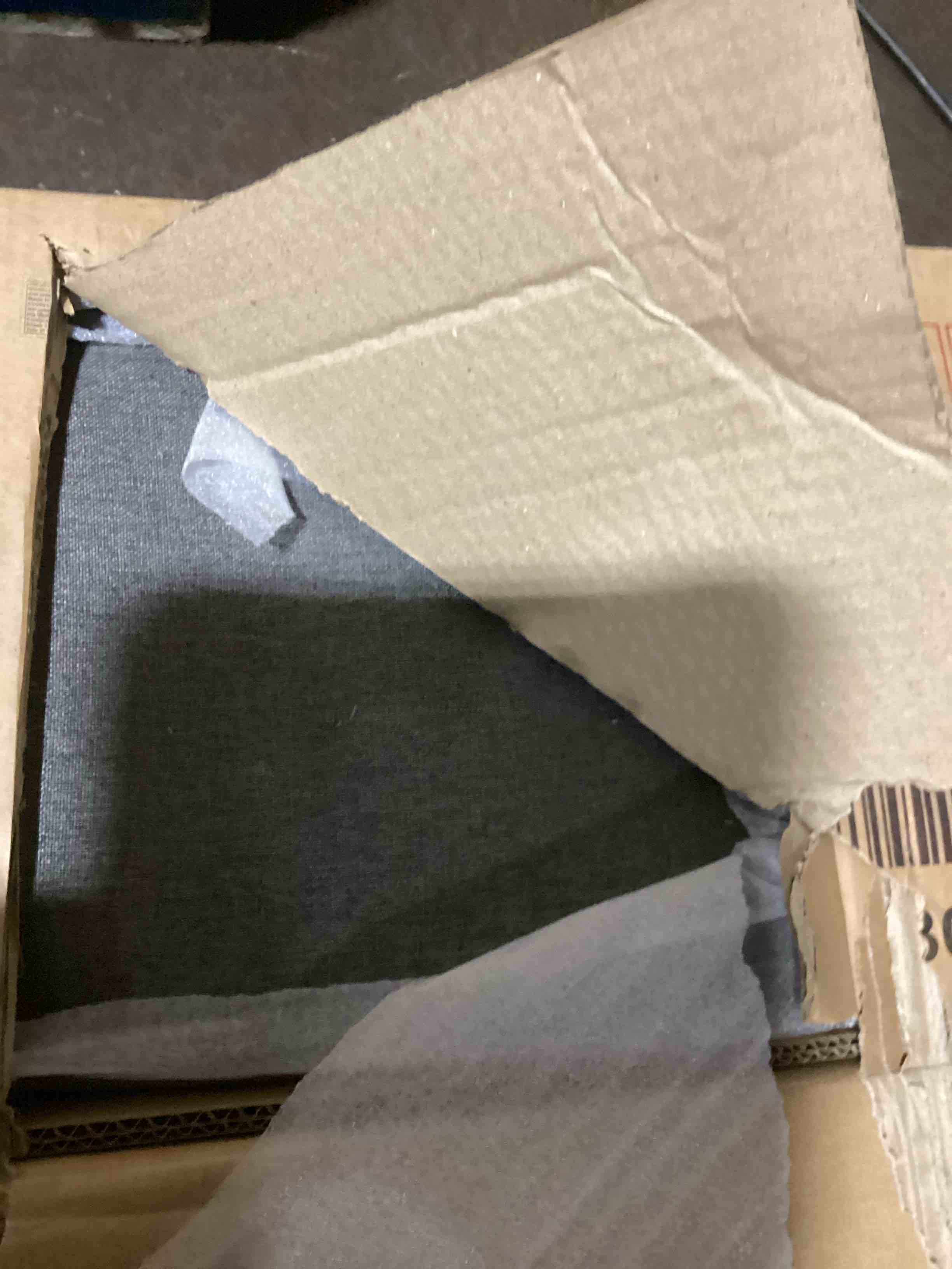 https://s3.amazonaws.com/lotting-images-prod/bidfta/TEA2180887_1750957747468.jpeg
