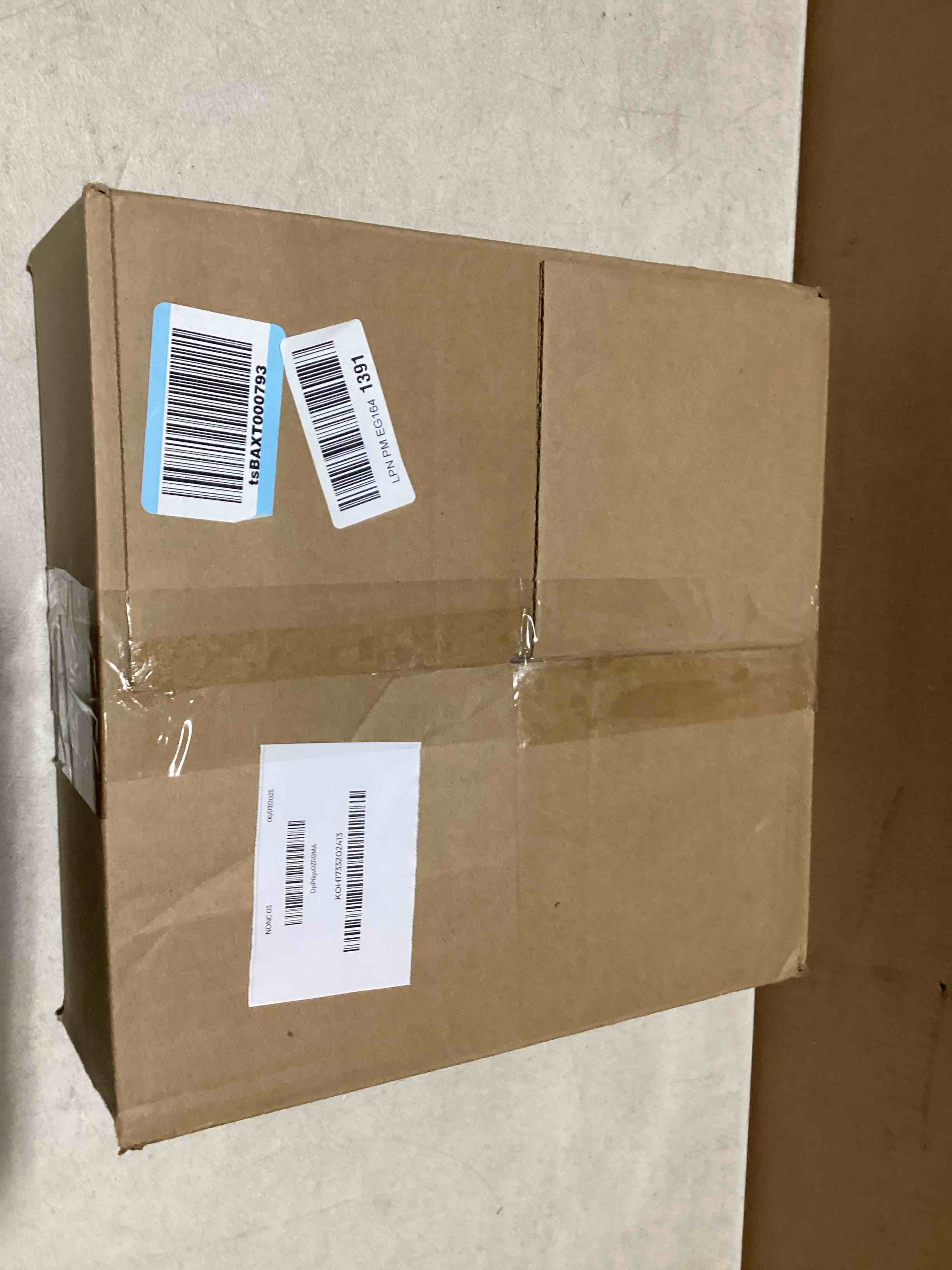 https://s3.amazonaws.com/lotting-images-prod/bidfta/TEA2181027_1751284087739.jpeg