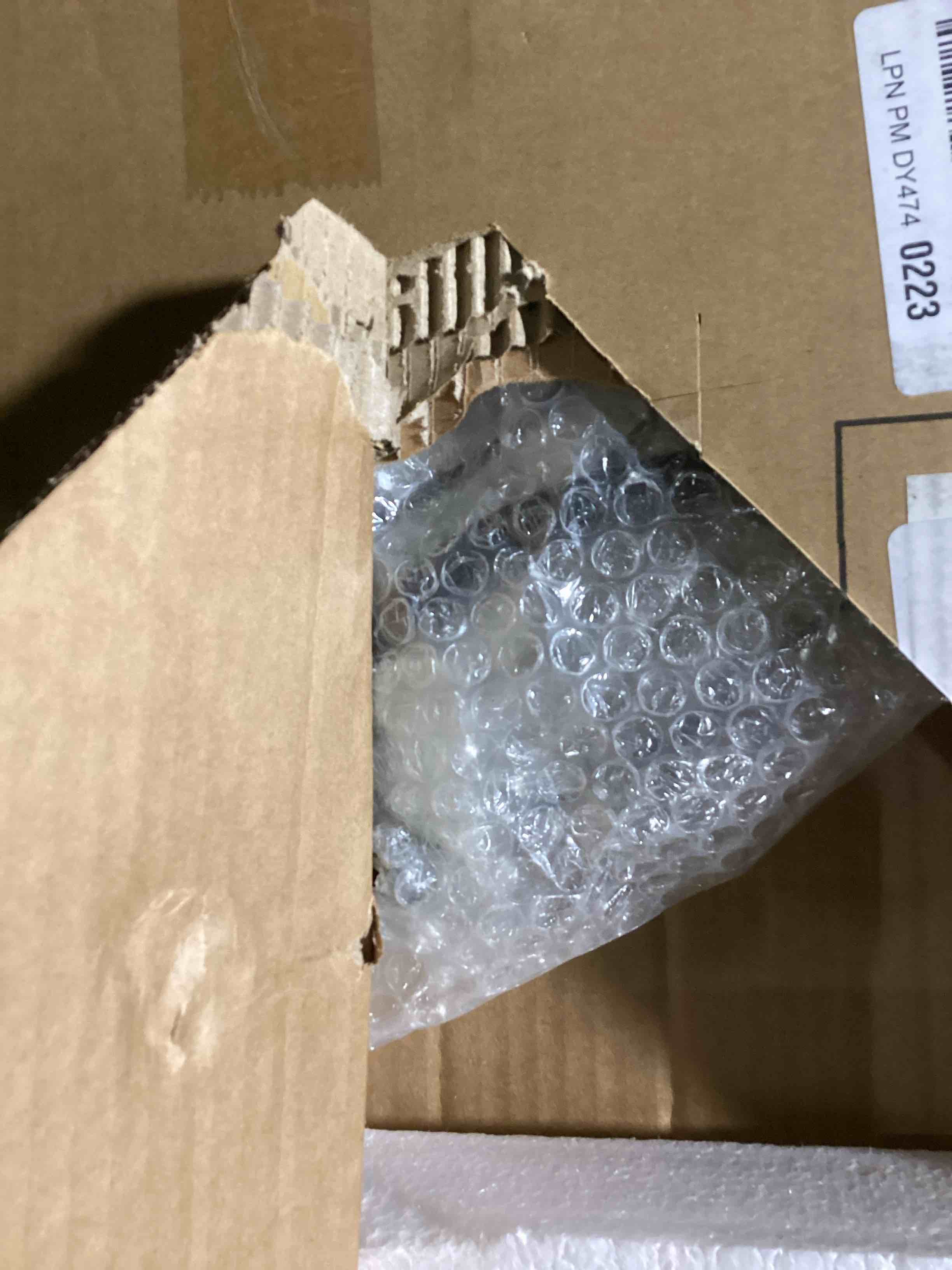 https://s3.amazonaws.com/lotting-images-prod/bidfta/TEA2181091_1751293793329.jpeg