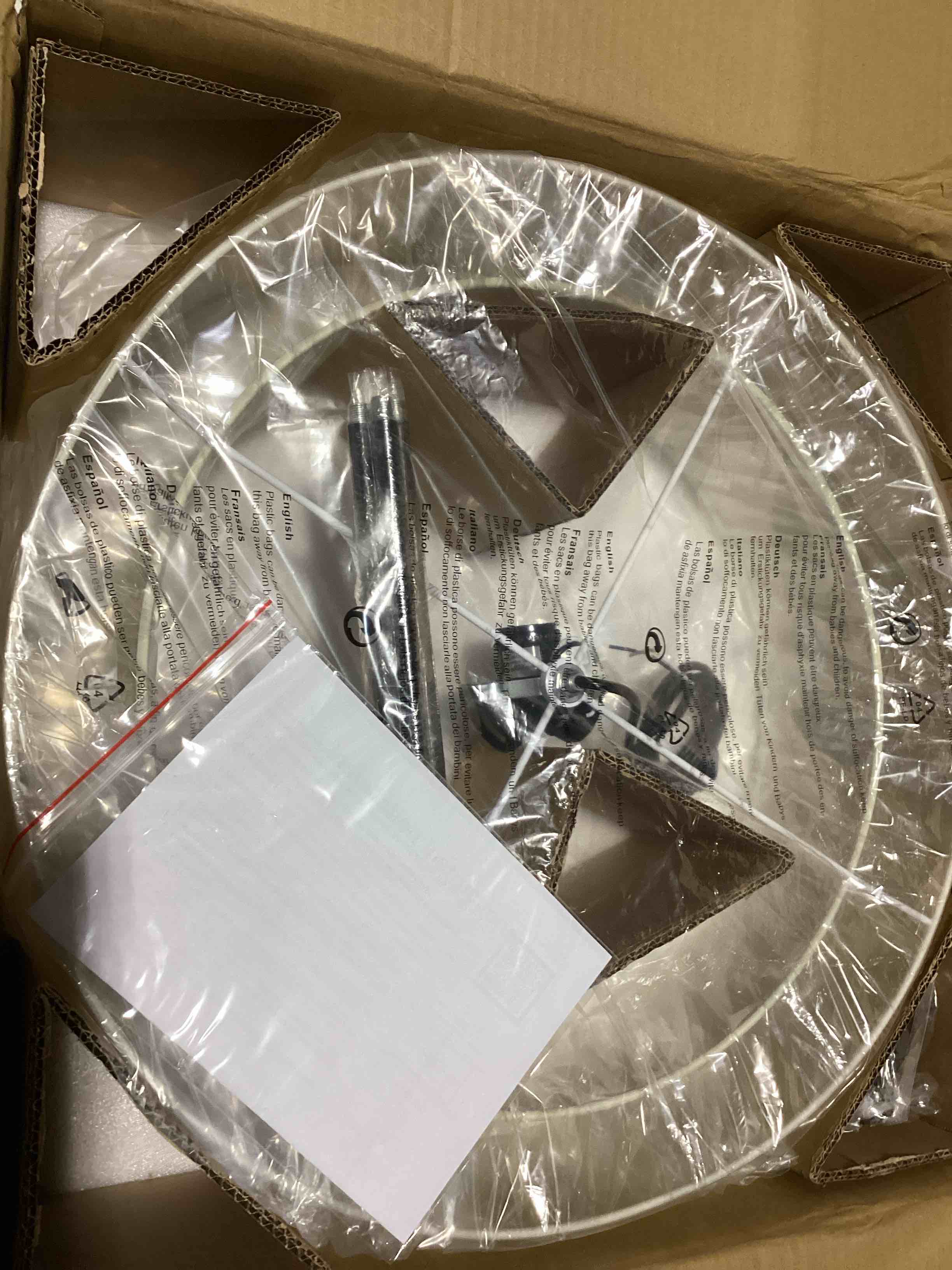 https://s3.amazonaws.com/lotting-images-prod/bidfta/TEA2181331_1751388956698.jpeg