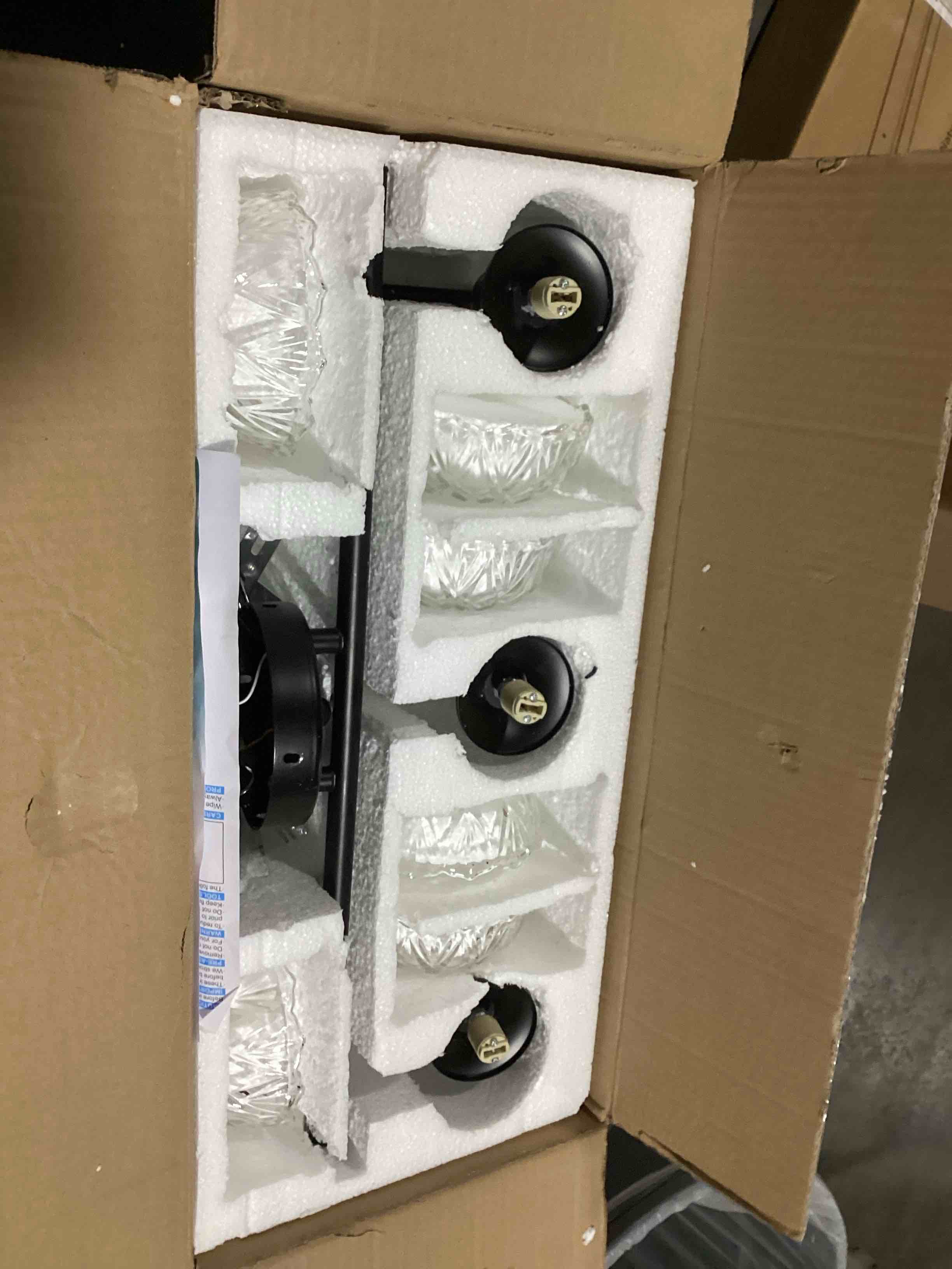 https://s3.amazonaws.com/lotting-images-prod/bidfta/TEA2182172_1745426205087.jpeg