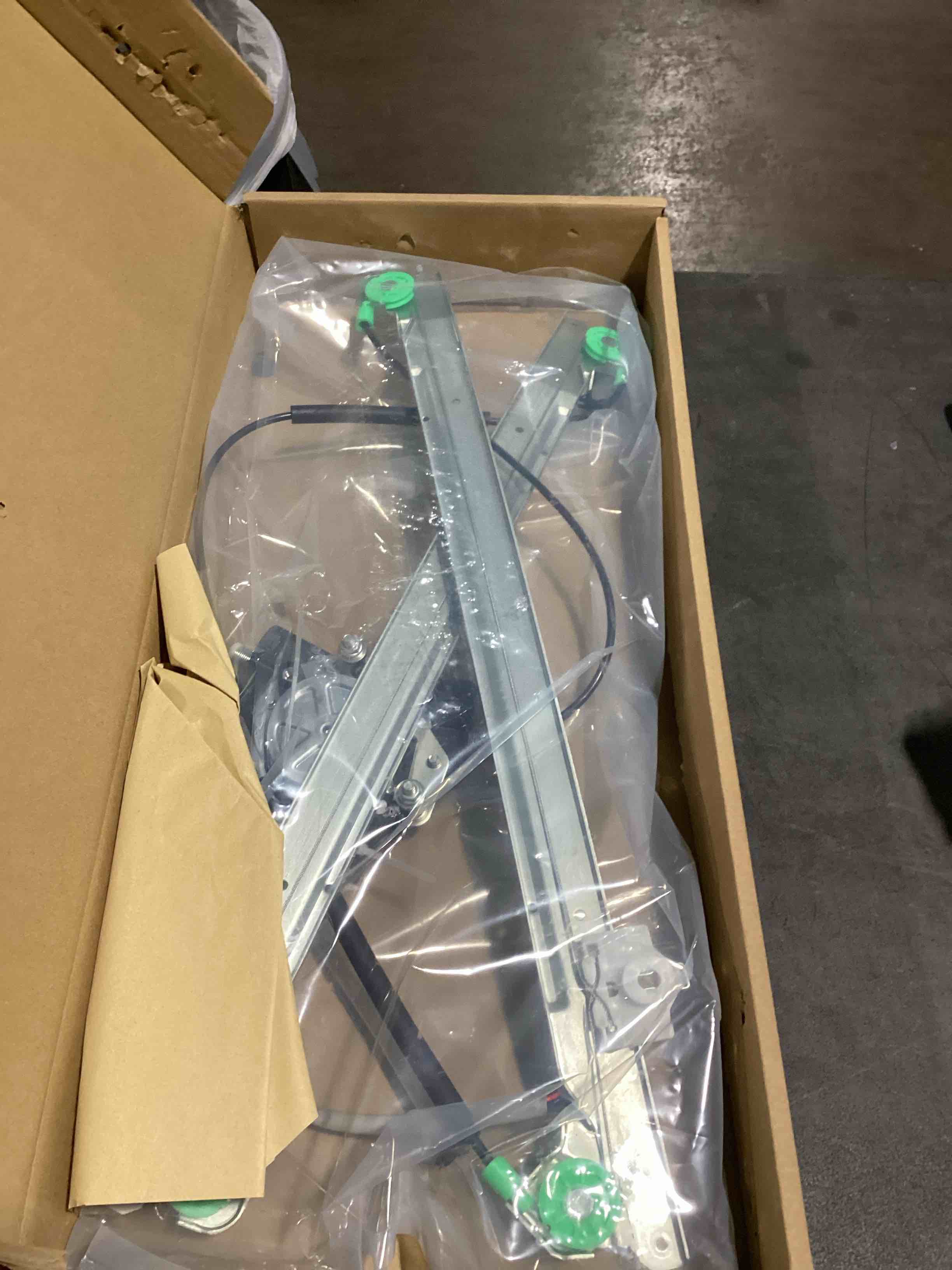 https://s3.amazonaws.com/lotting-images-prod/bidfta/TEA2182426_1745603272905.jpeg
