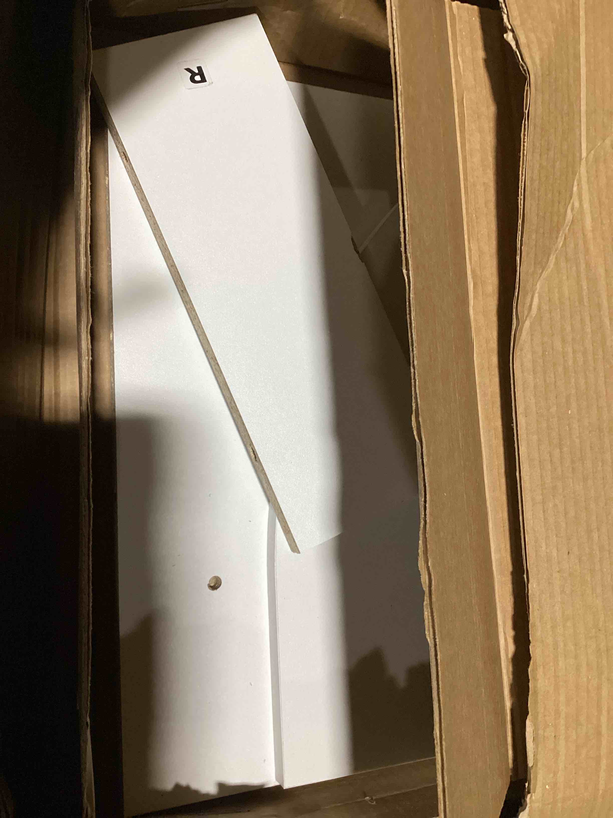 https://s3.amazonaws.com/lotting-images-prod/bidfta/TEA2182729_1752254093674.jpeg