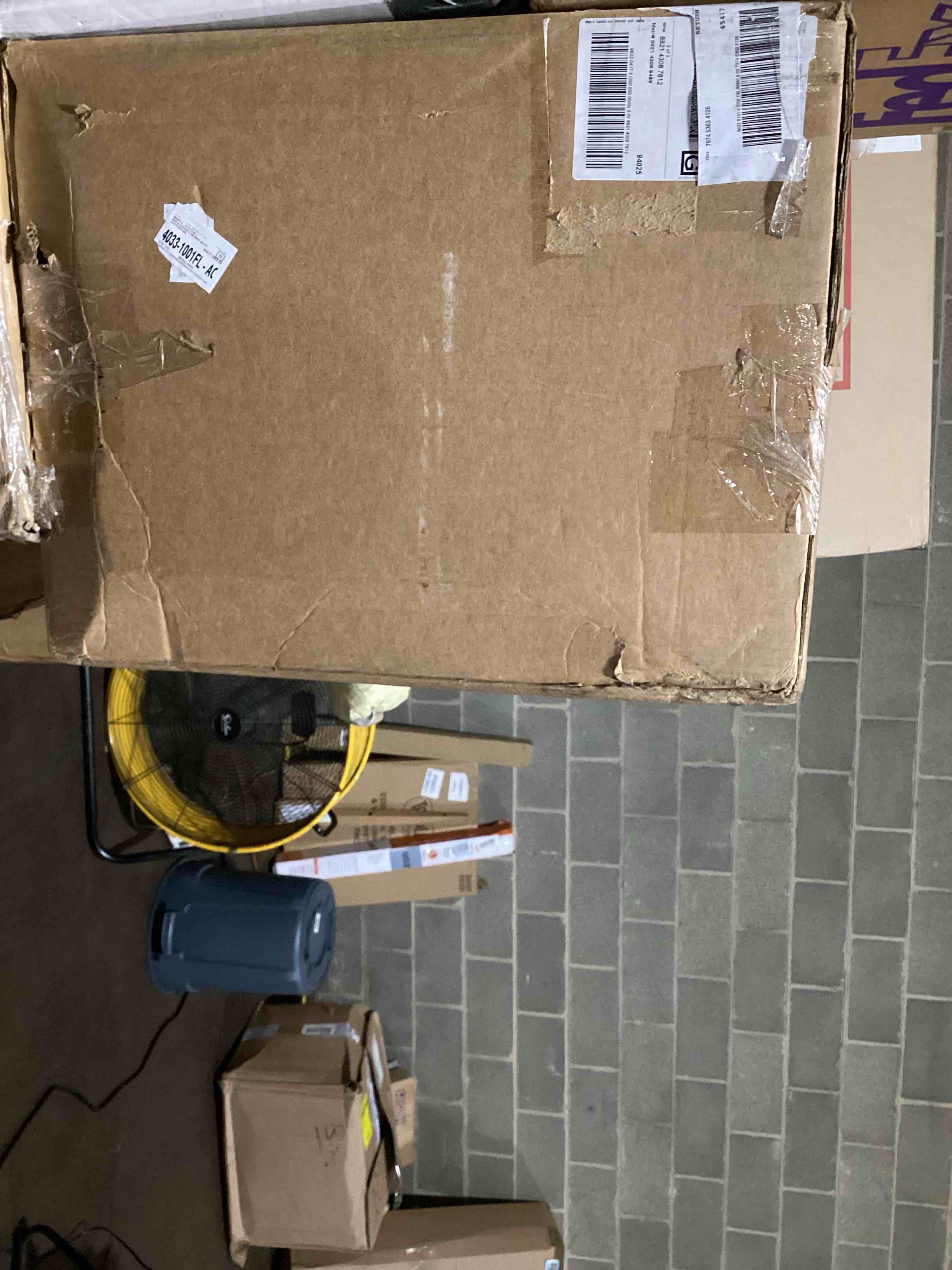 https://s3.amazonaws.com/lotting-images-prod/bidfta/TEA2182783_1752503384299.jpeg