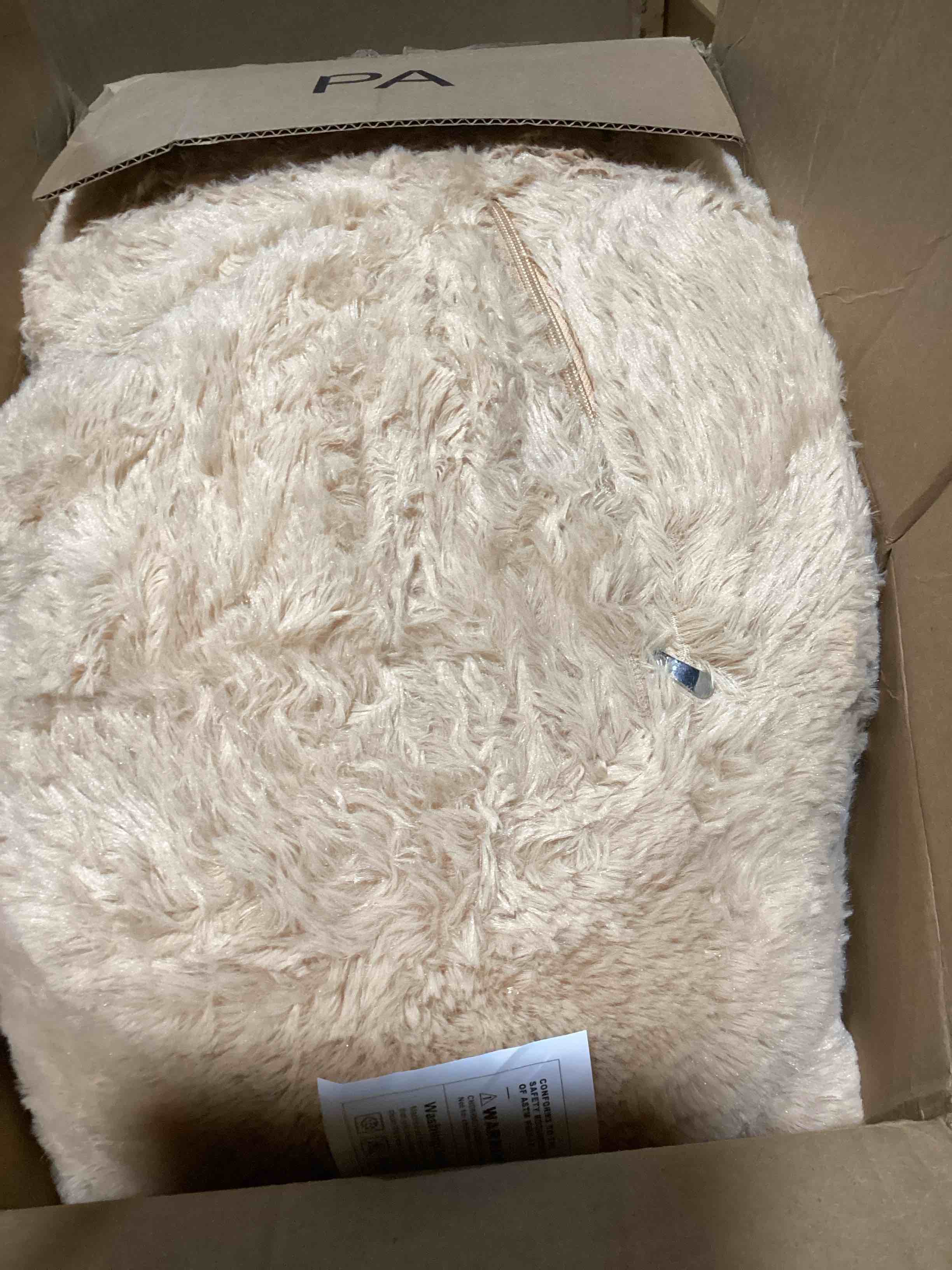 https://s3.amazonaws.com/lotting-images-prod/bidfta/TEA2182870_1752577776880.jpeg