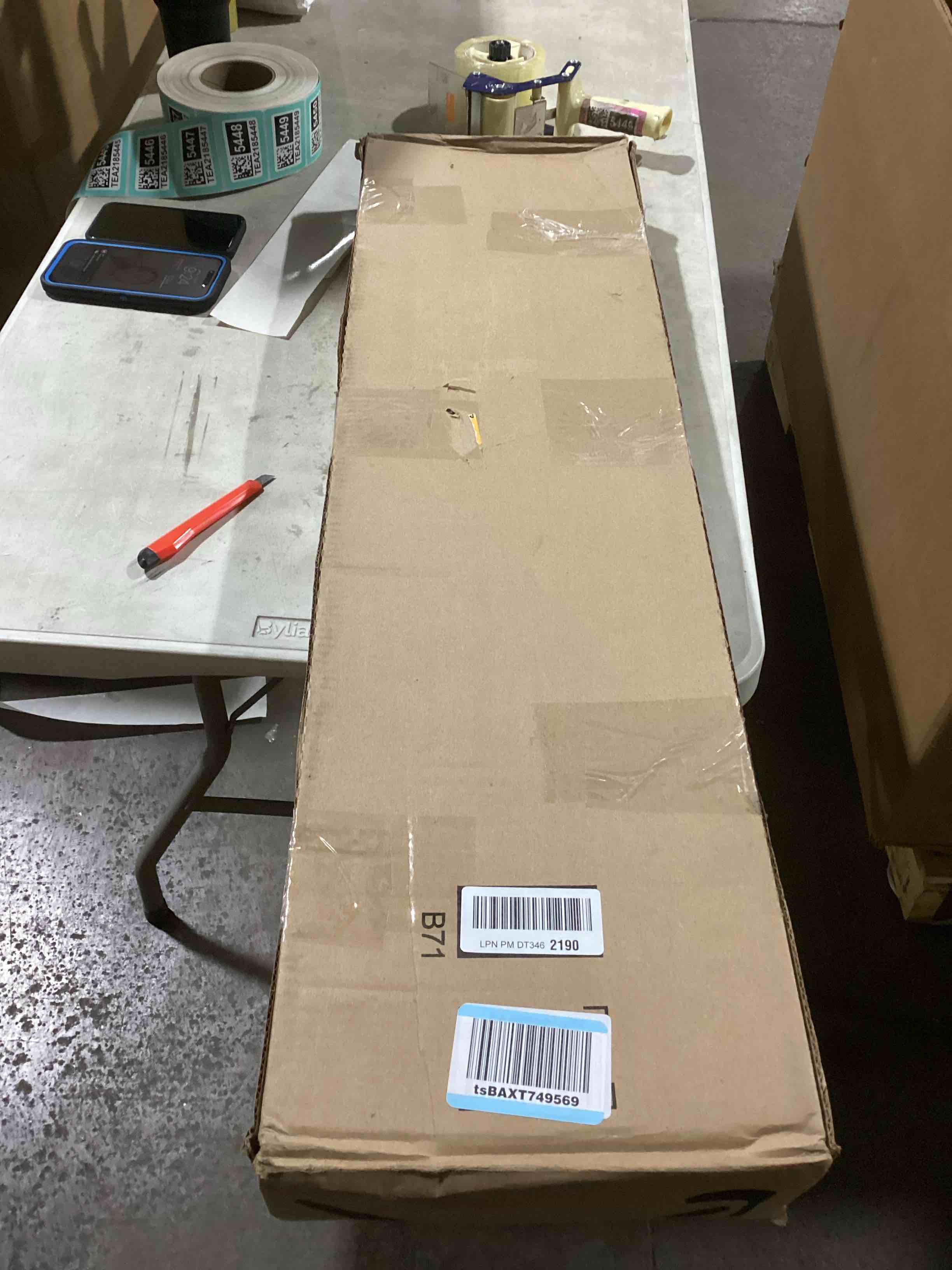 https://s3.amazonaws.com/lotting-images-prod/bidfta/TEA2185442_1744377892300.jpeg