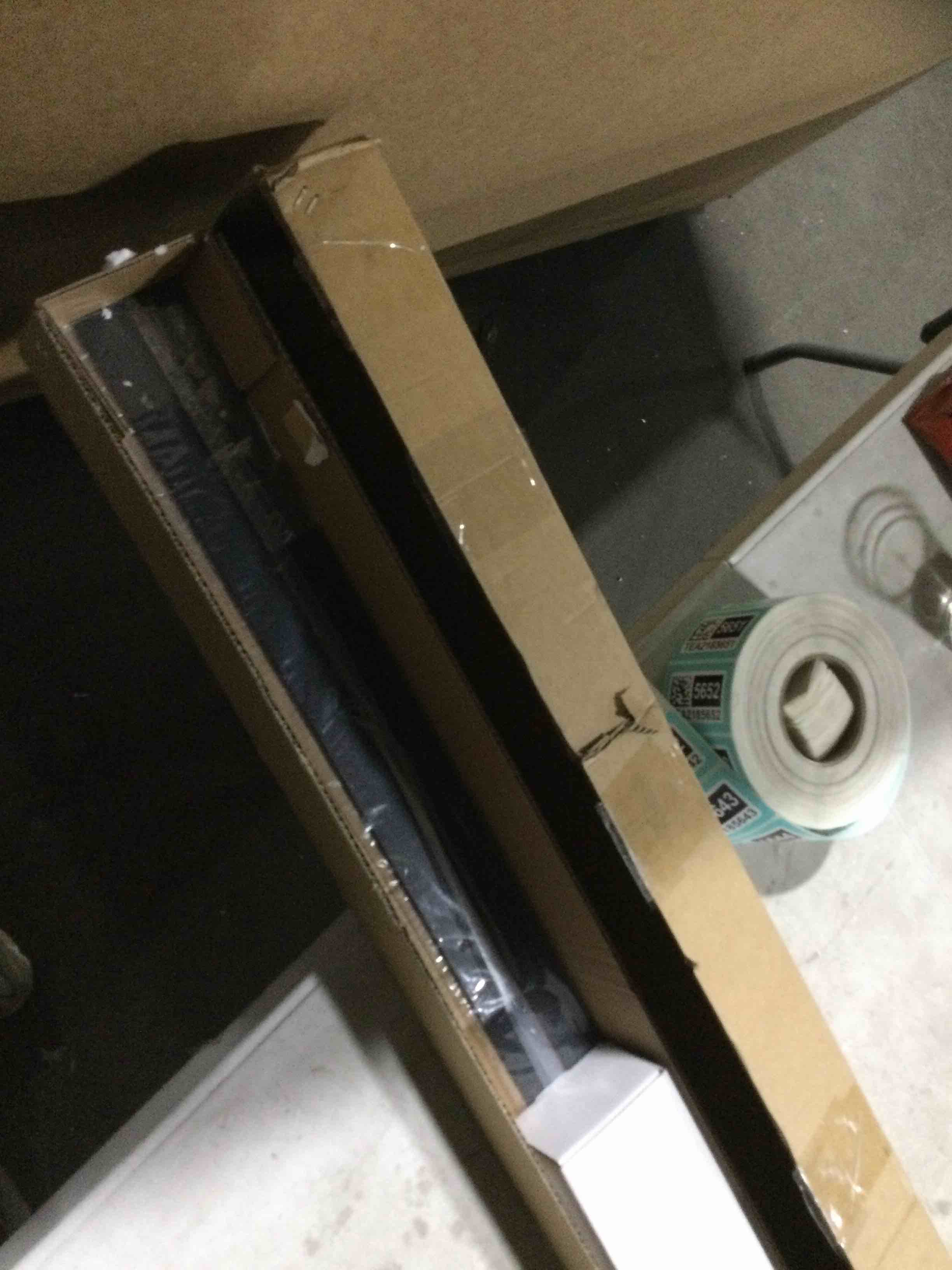 https://s3.amazonaws.com/lotting-images-prod/bidfta/TEA2185642_1744646693003.jpeg