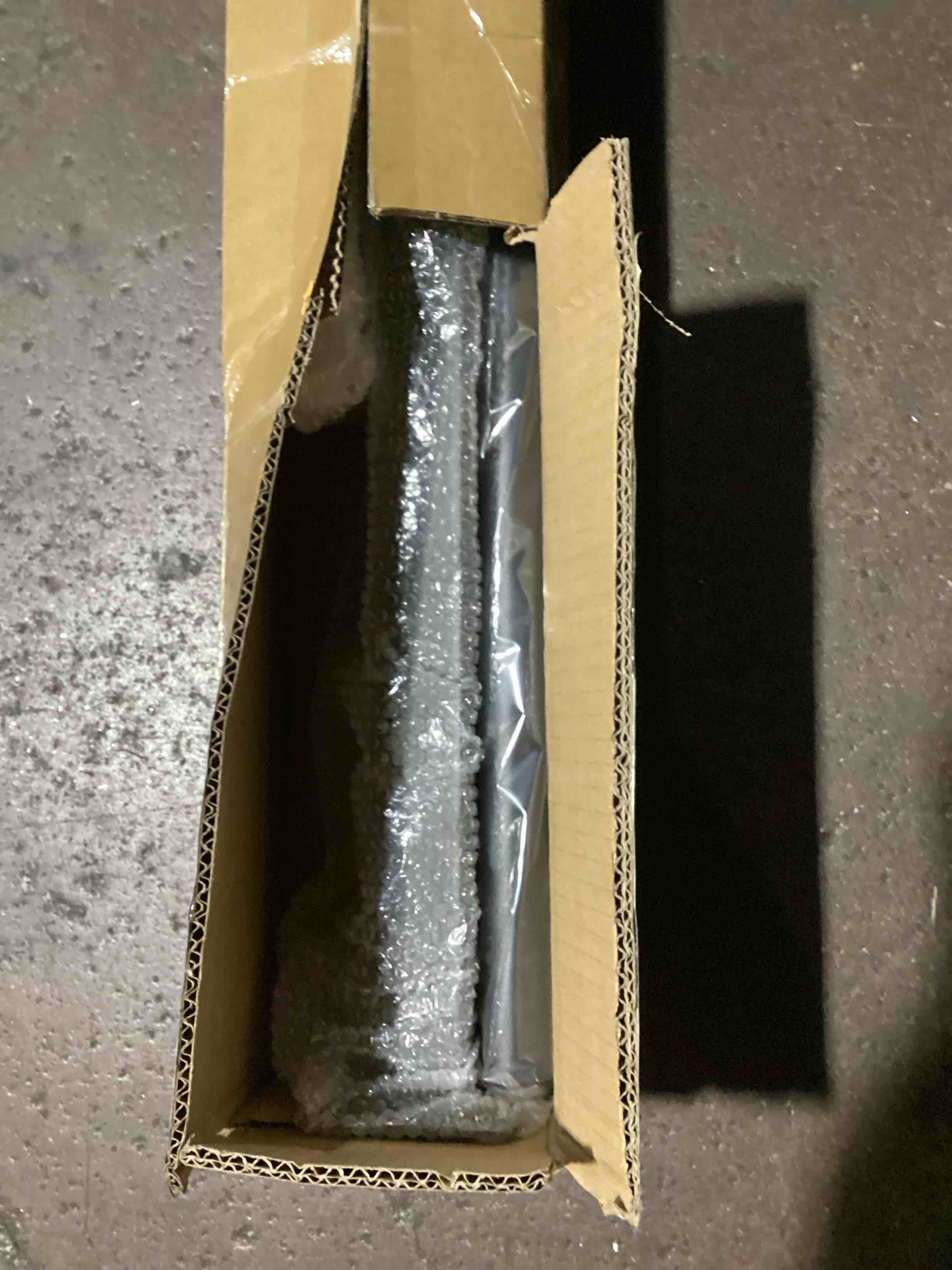 https://s3.amazonaws.com/lotting-images-prod/bidfta/TEA2186187_1751387296784.jpeg