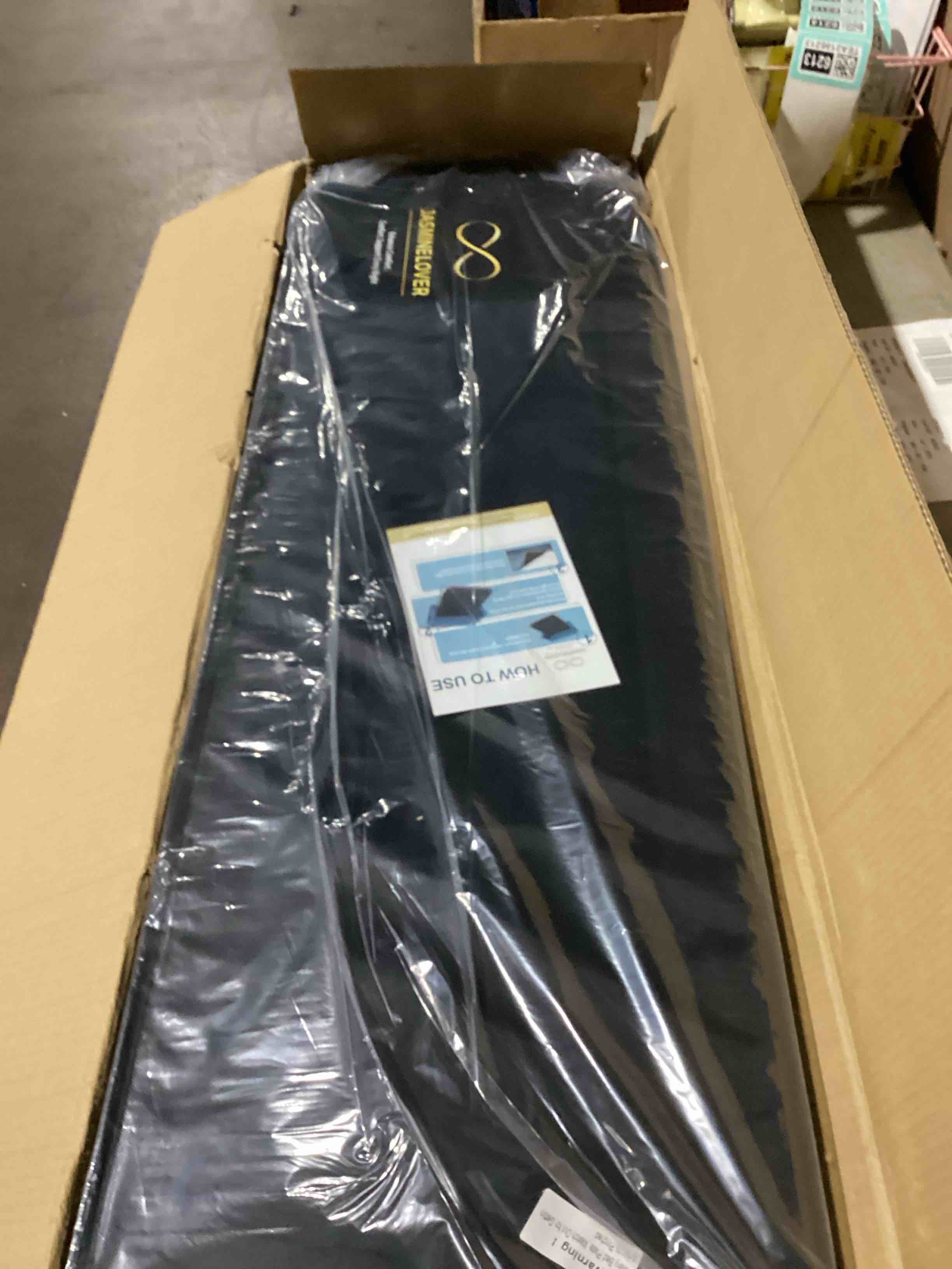 https://s3.amazonaws.com/lotting-images-prod/bidfta/TEA2186213_1751394162520.jpeg