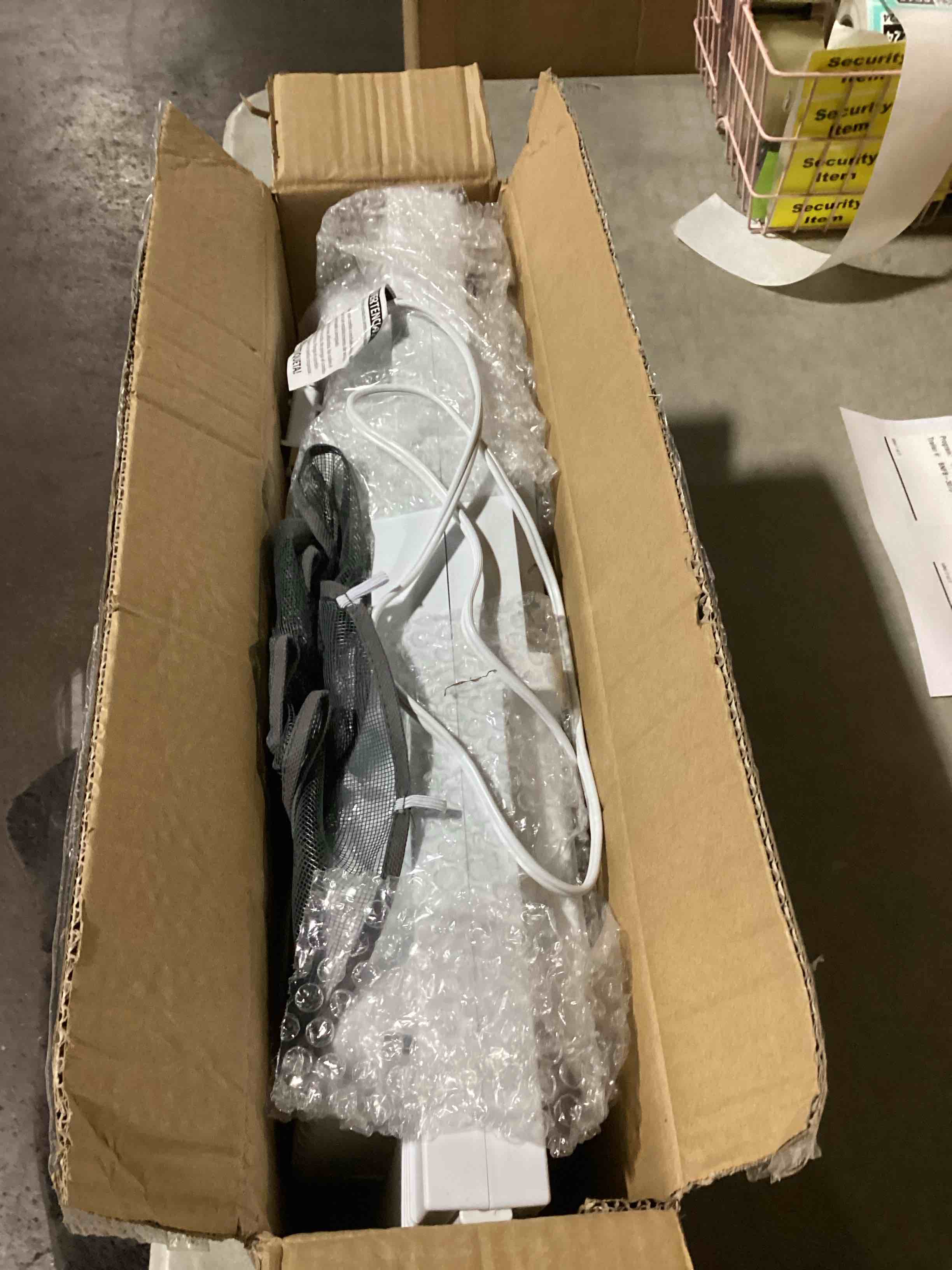 https://s3.amazonaws.com/lotting-images-prod/bidfta/TEA2186215_1751394497791.jpeg